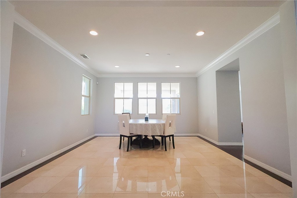 7618 Hertz Place