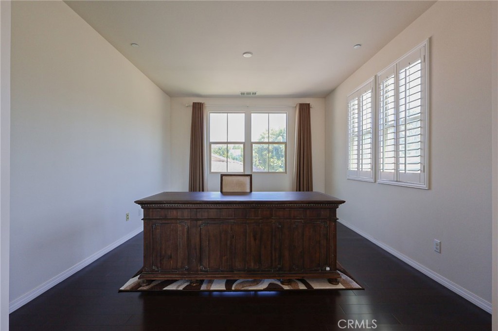 7618 Hertz Place