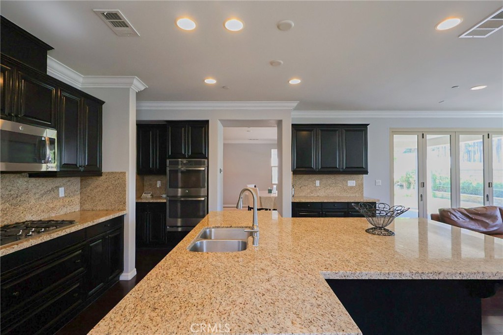 7618 Hertz Place
