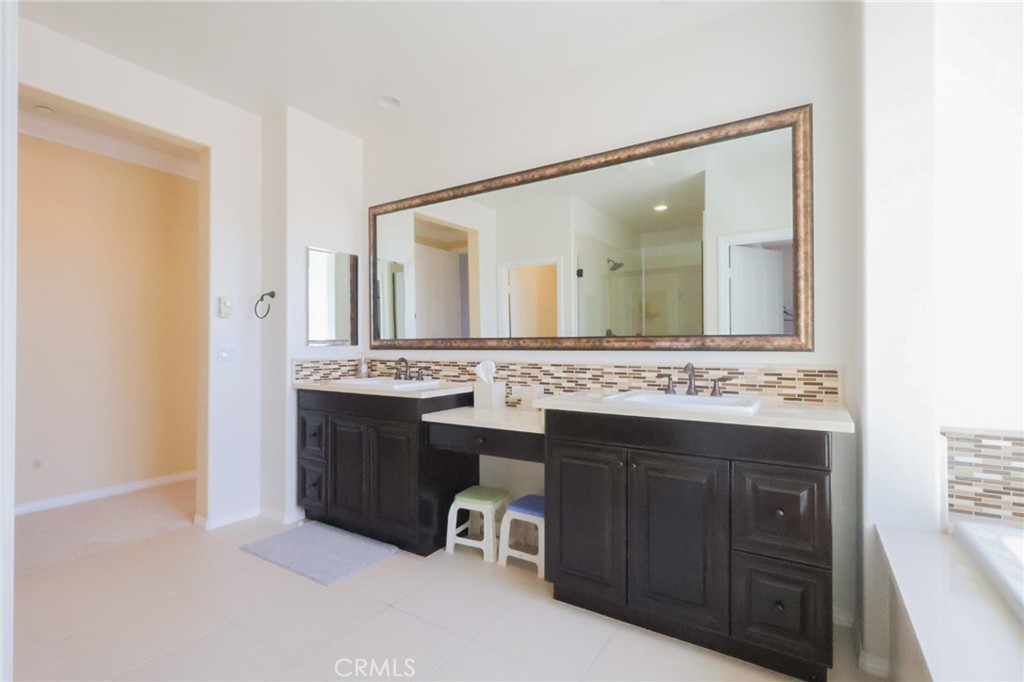 7618 Hertz Place