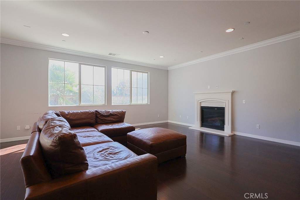 7618 Hertz Place