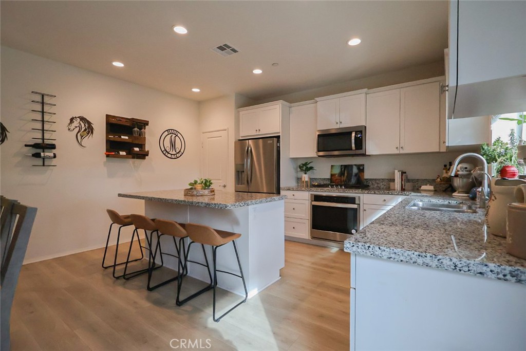 24155 Dusty Trail