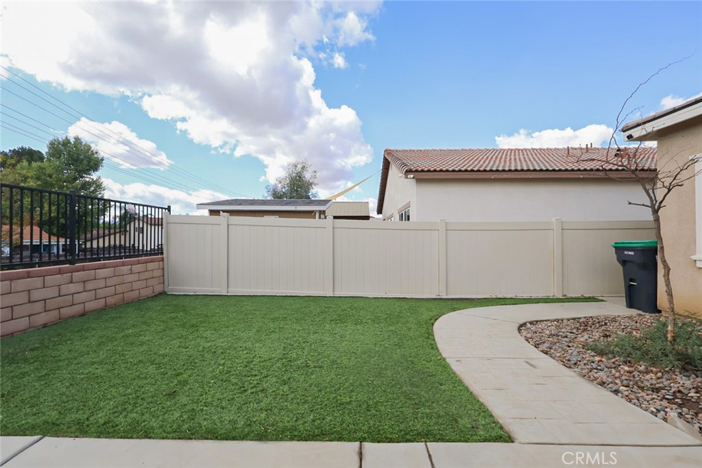 24155 Dusty Trail