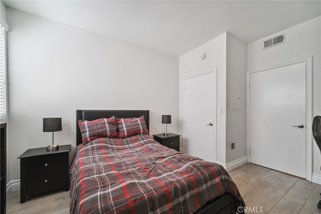 13951 Sherman Way 204