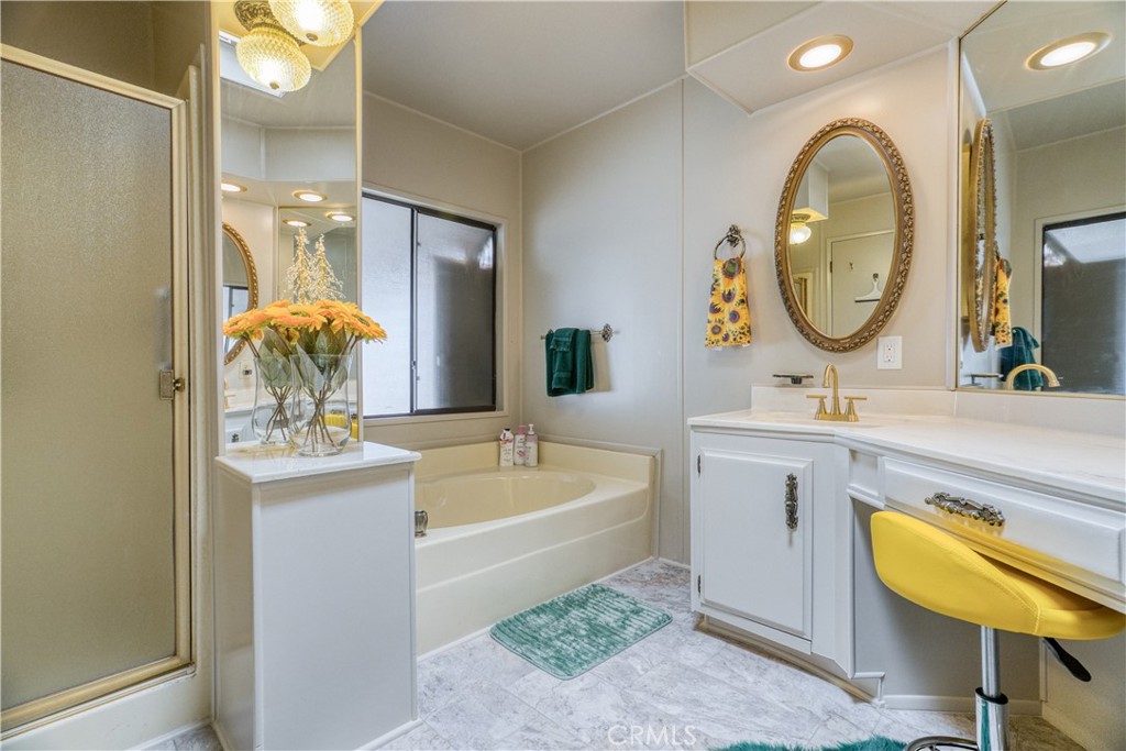 601 N Kirby 524