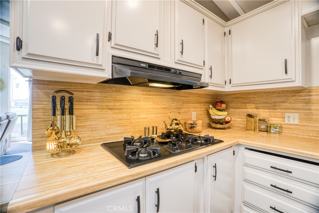 601 N Kirby 524