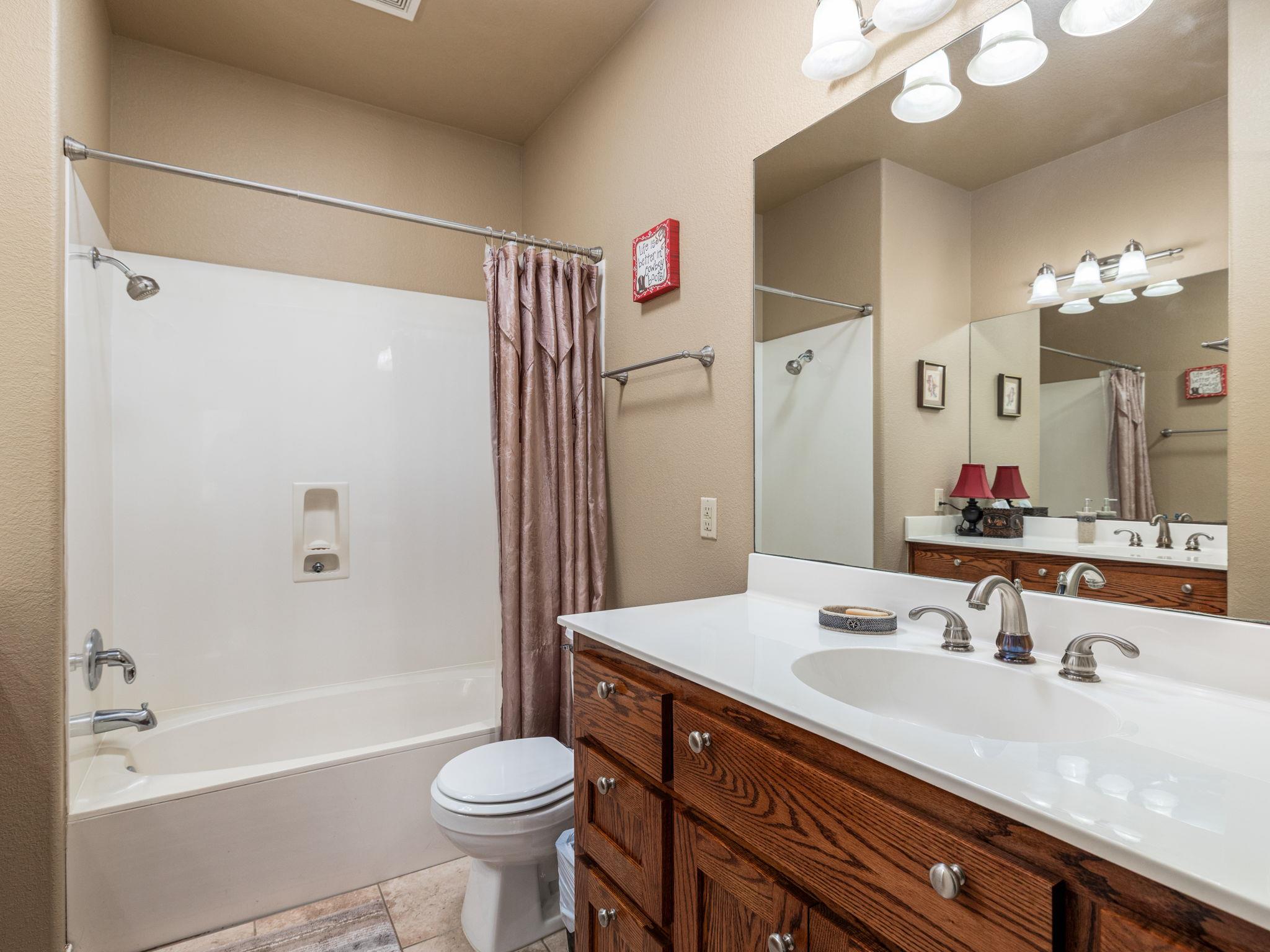 1801 County Road 470, Coupland