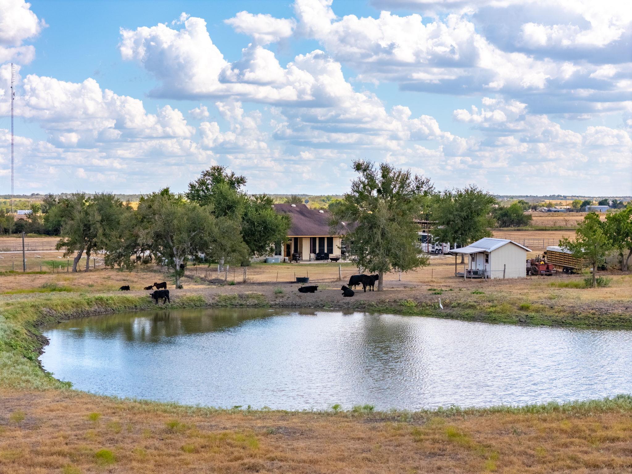 1801 County Road 470, Coupland
