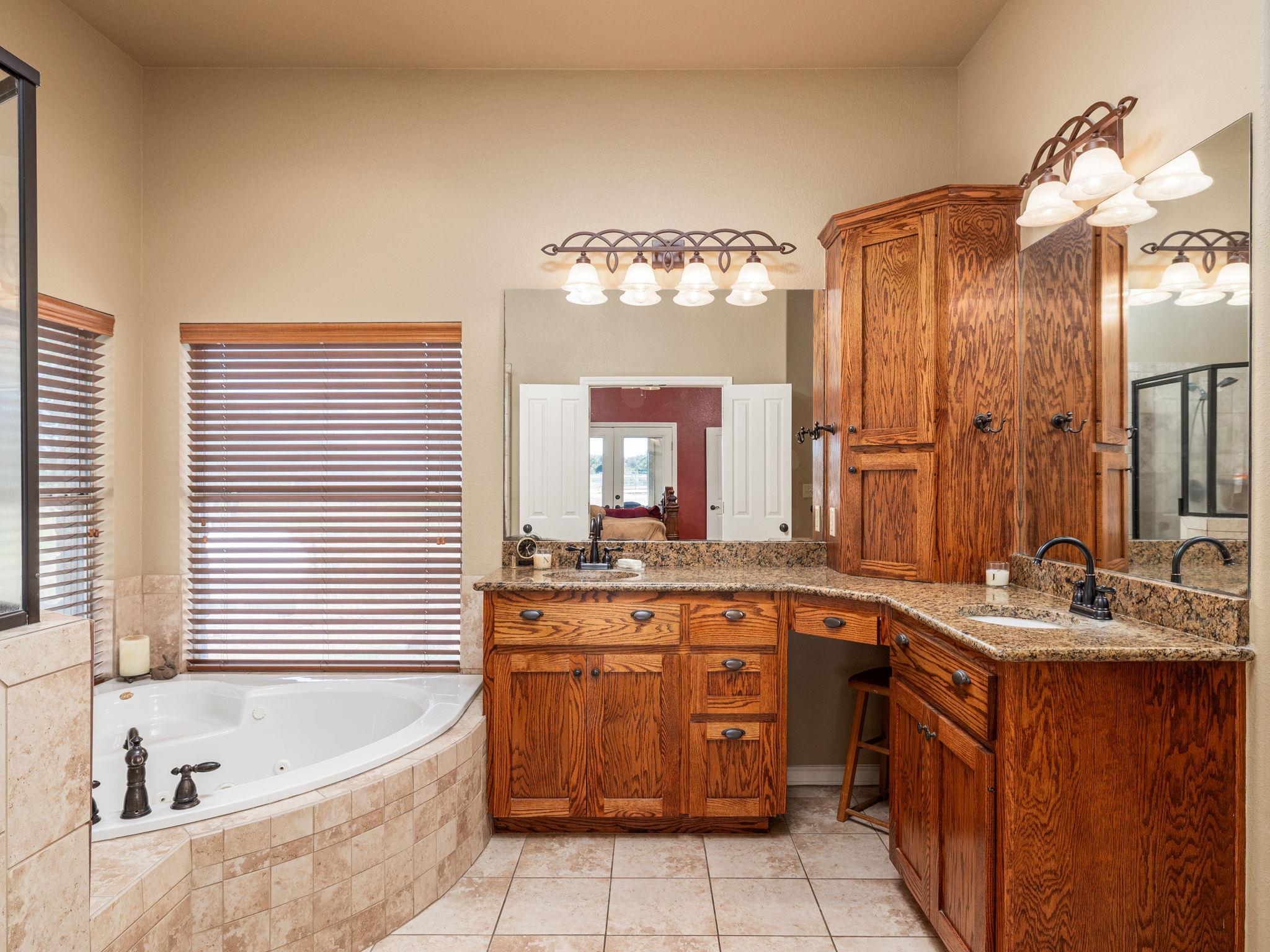 1801 County Road 470, Coupland