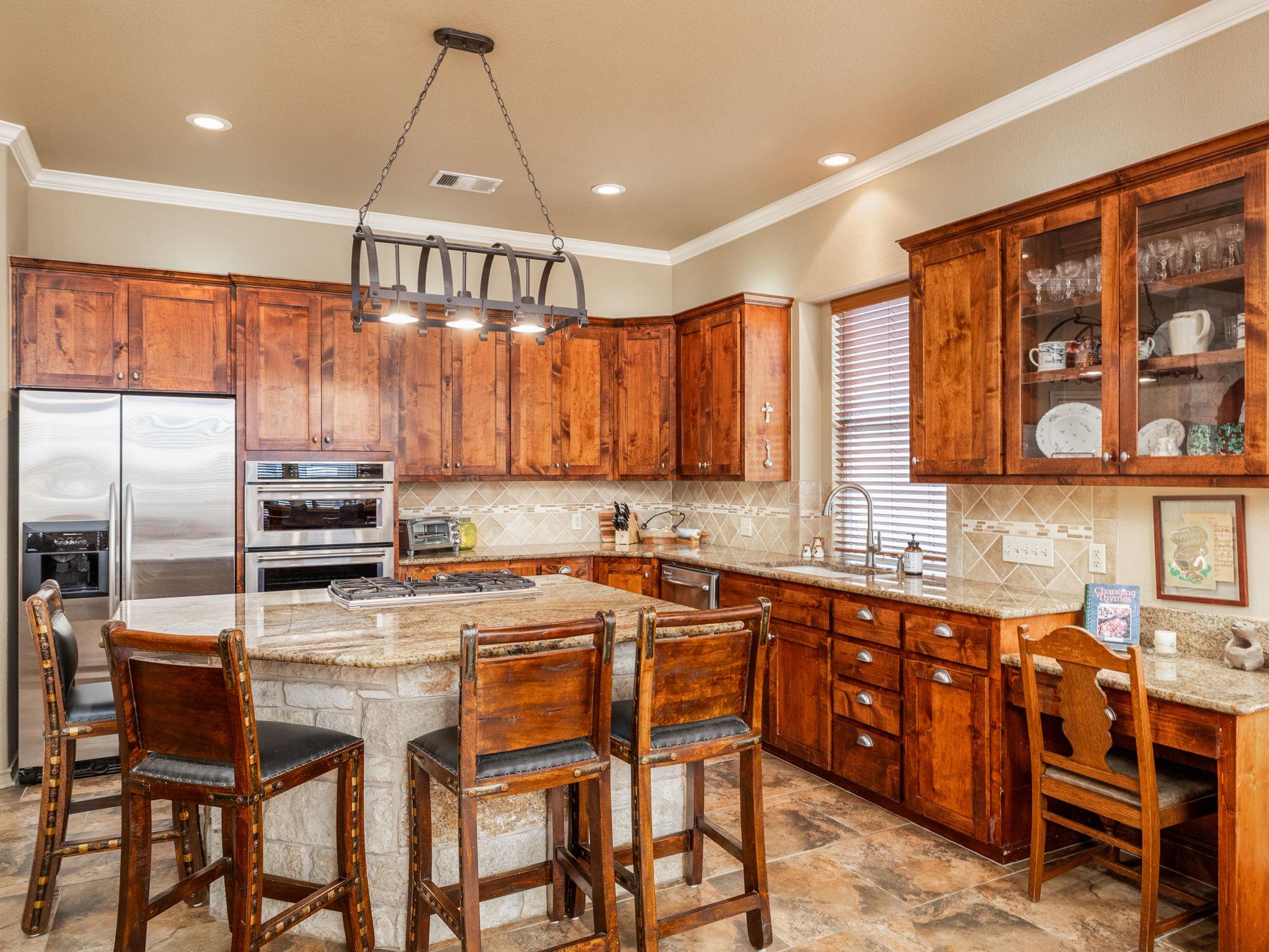 1801 County Road 470, Coupland