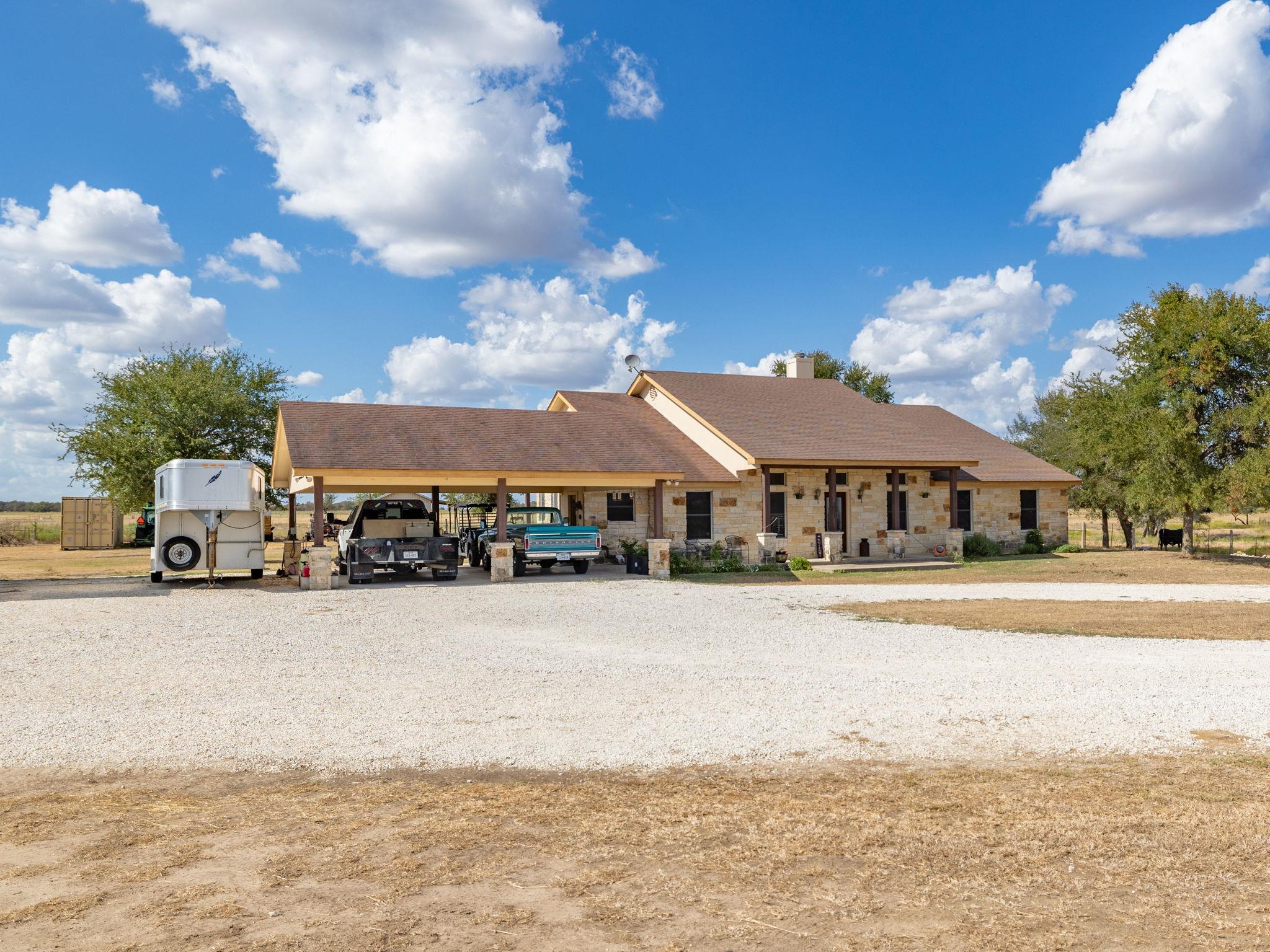 1801 County Road 470, Coupland