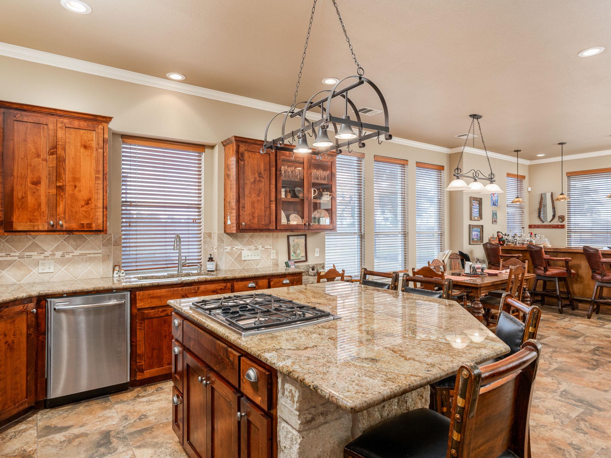 1801 County Road 470, Coupland