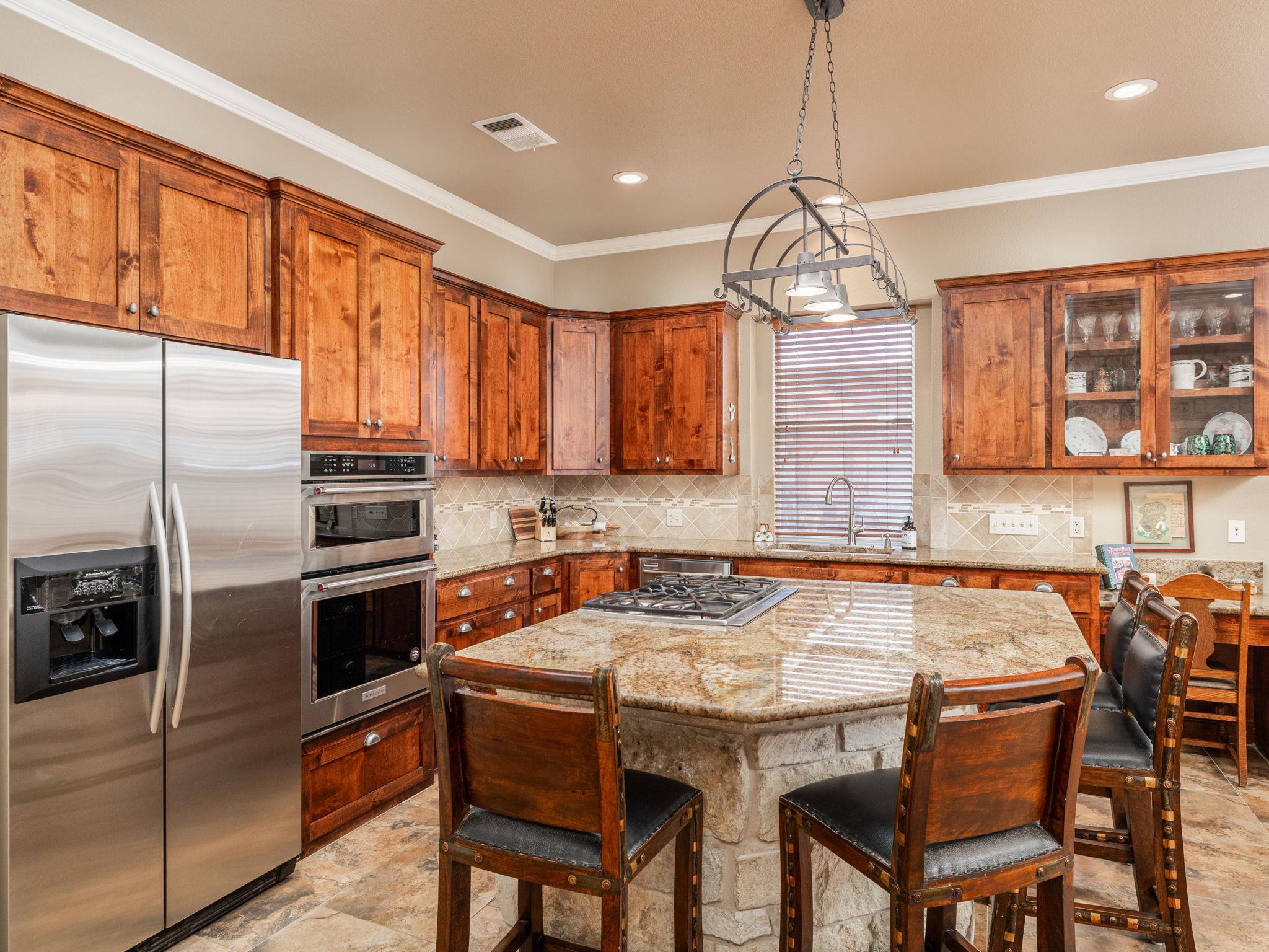 1801 County Road 470, Coupland