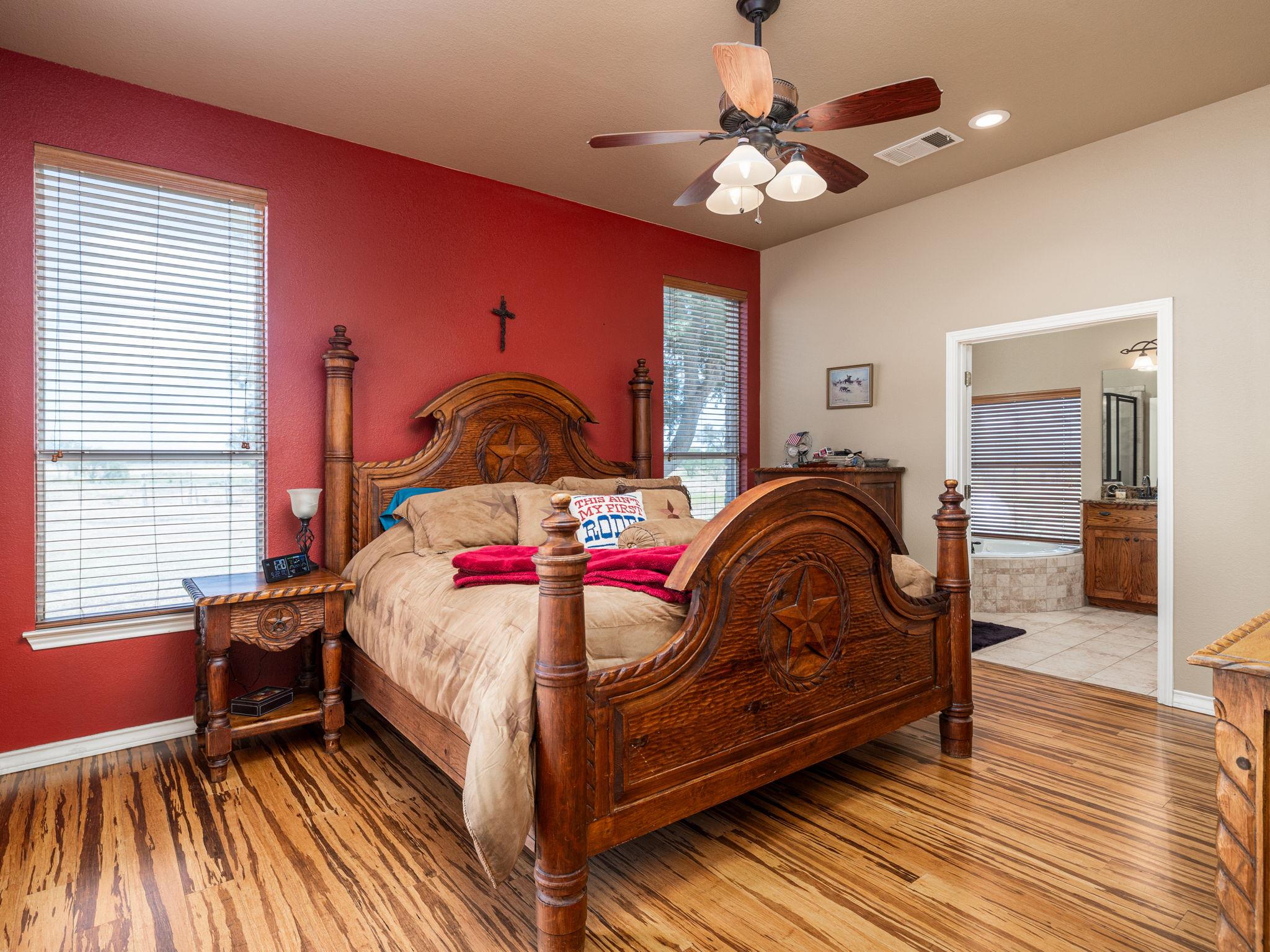 1801 County Road 470, Coupland