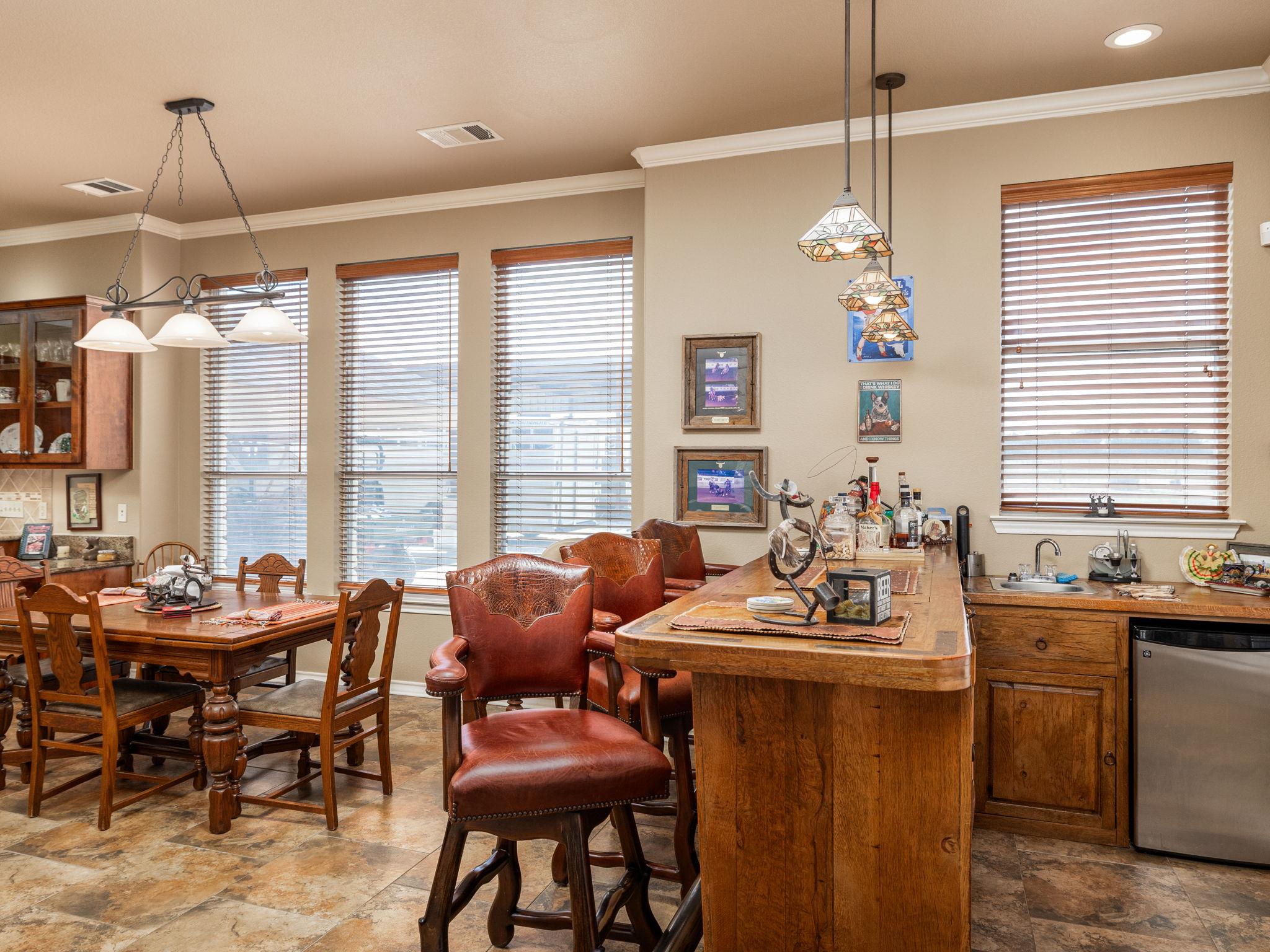 1801 County Road 470, Coupland
