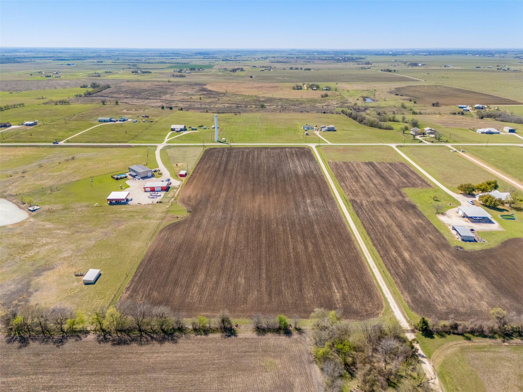 1295 County Road 432 RD