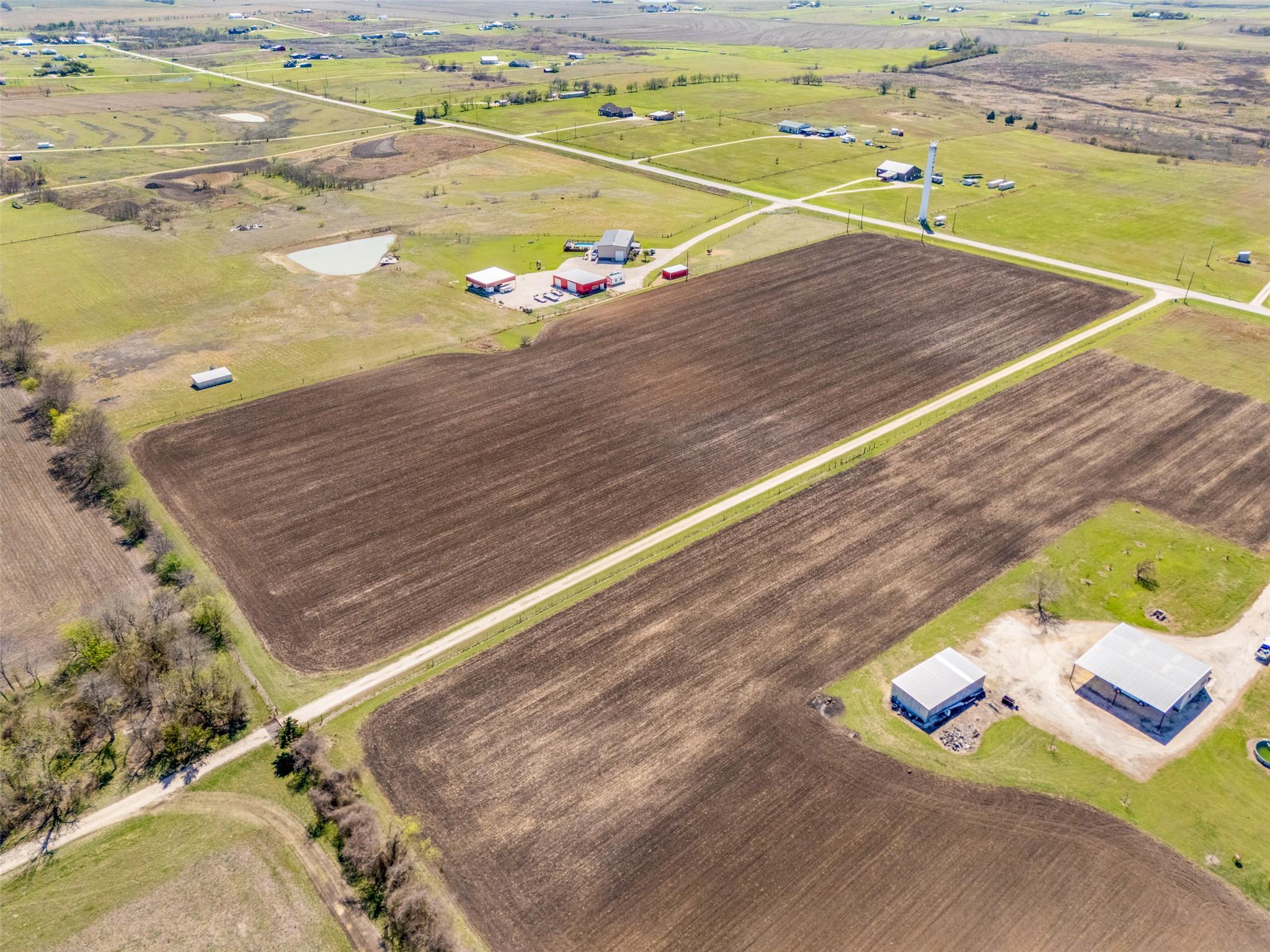 1295 County Road 432 RD