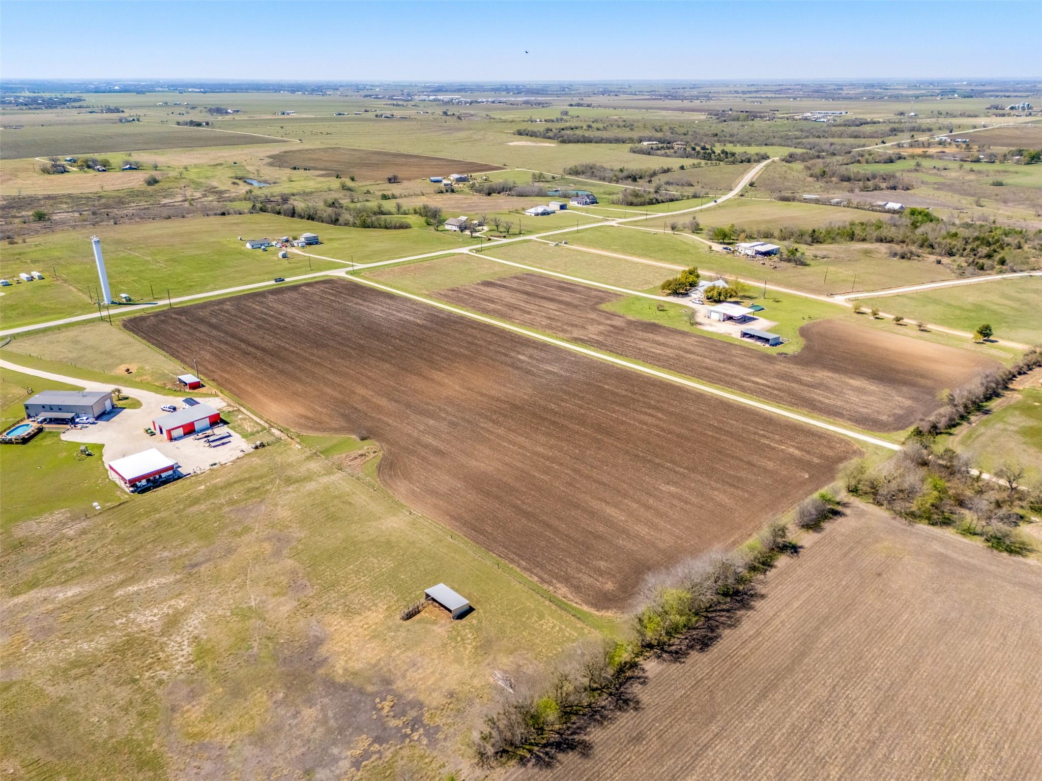 1295 County Road 432 RD