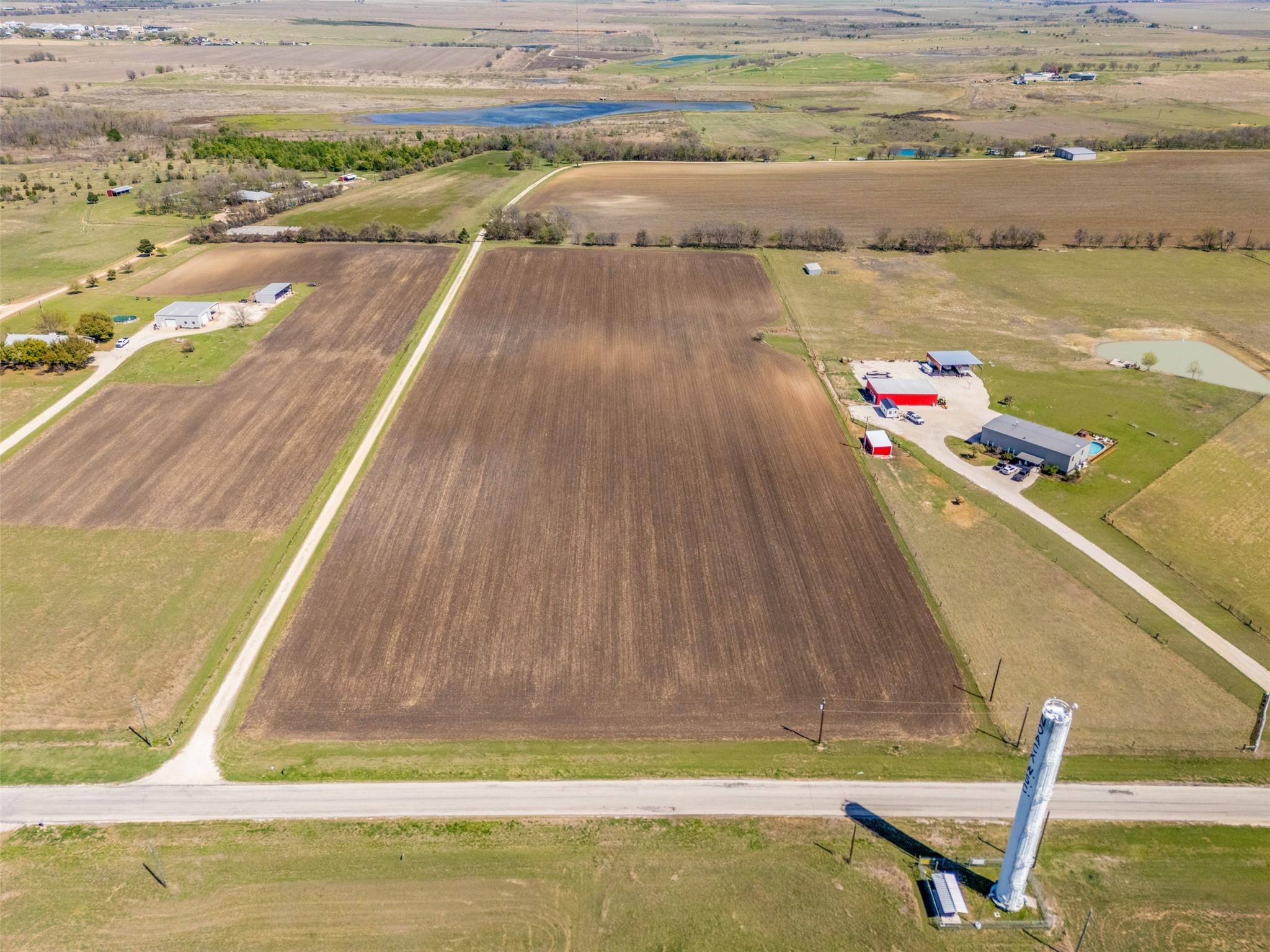 1295 County Road 432 RD