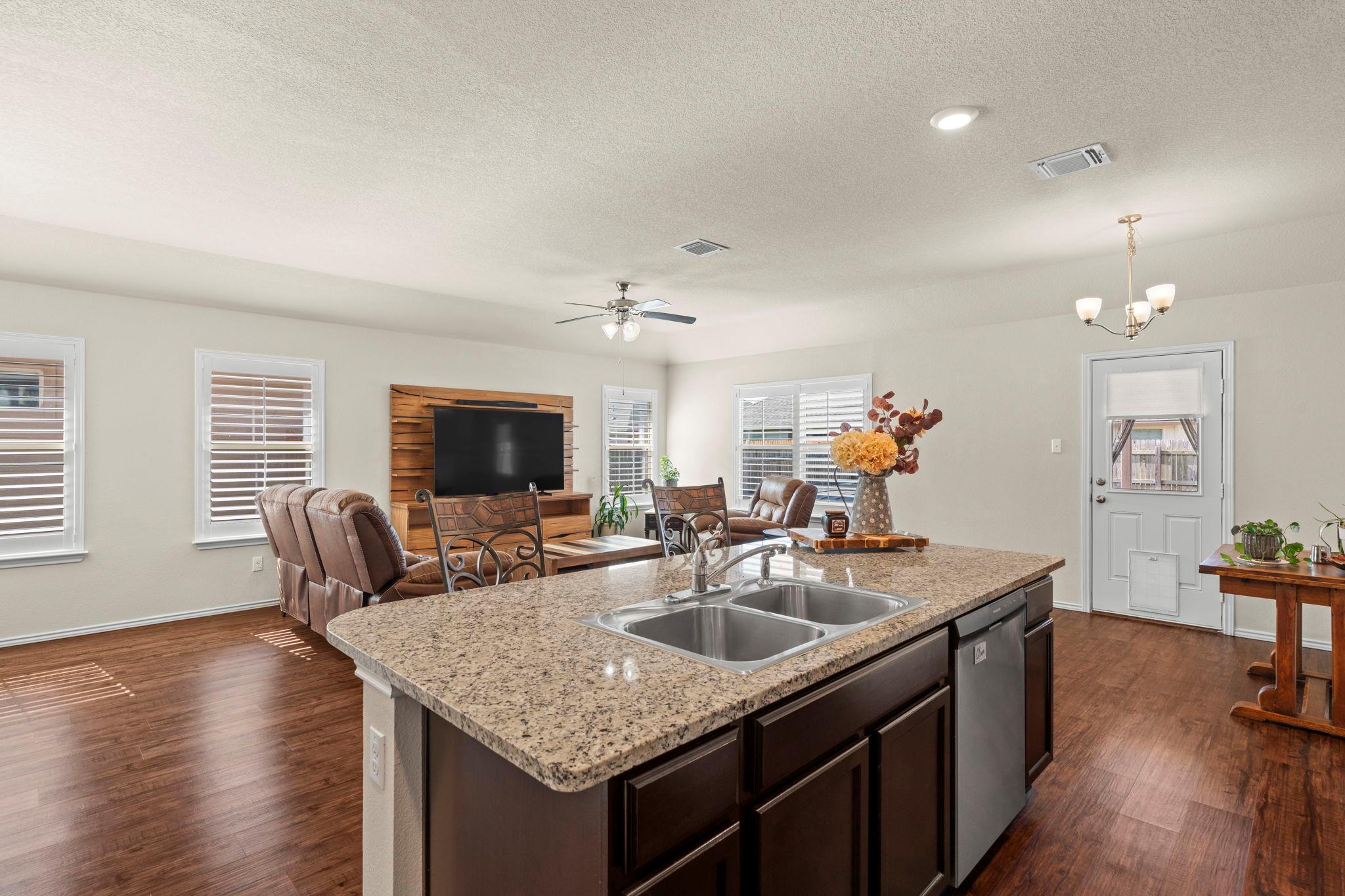 188 Beth Ann LOOP