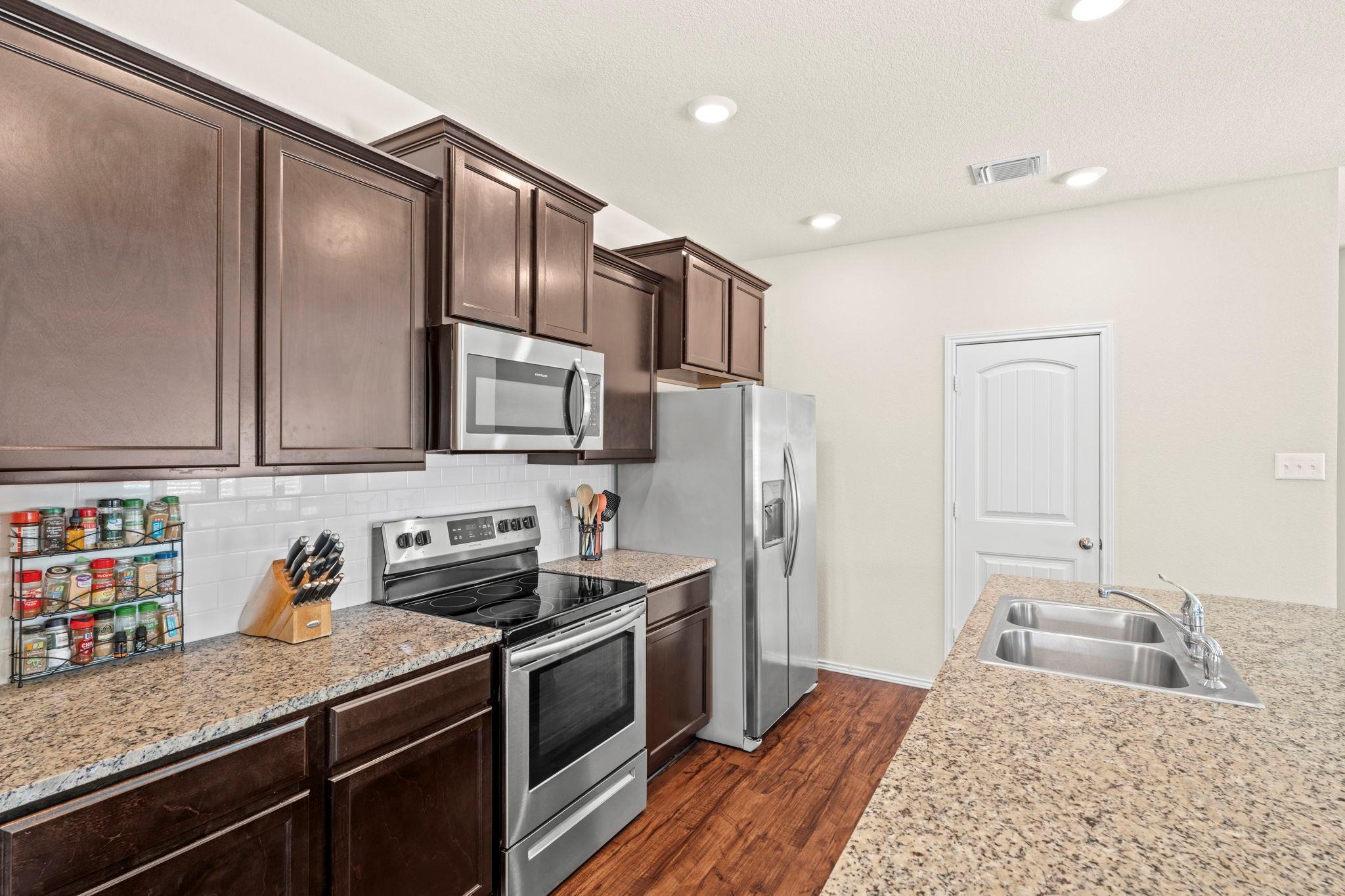 188 Beth Ann LOOP