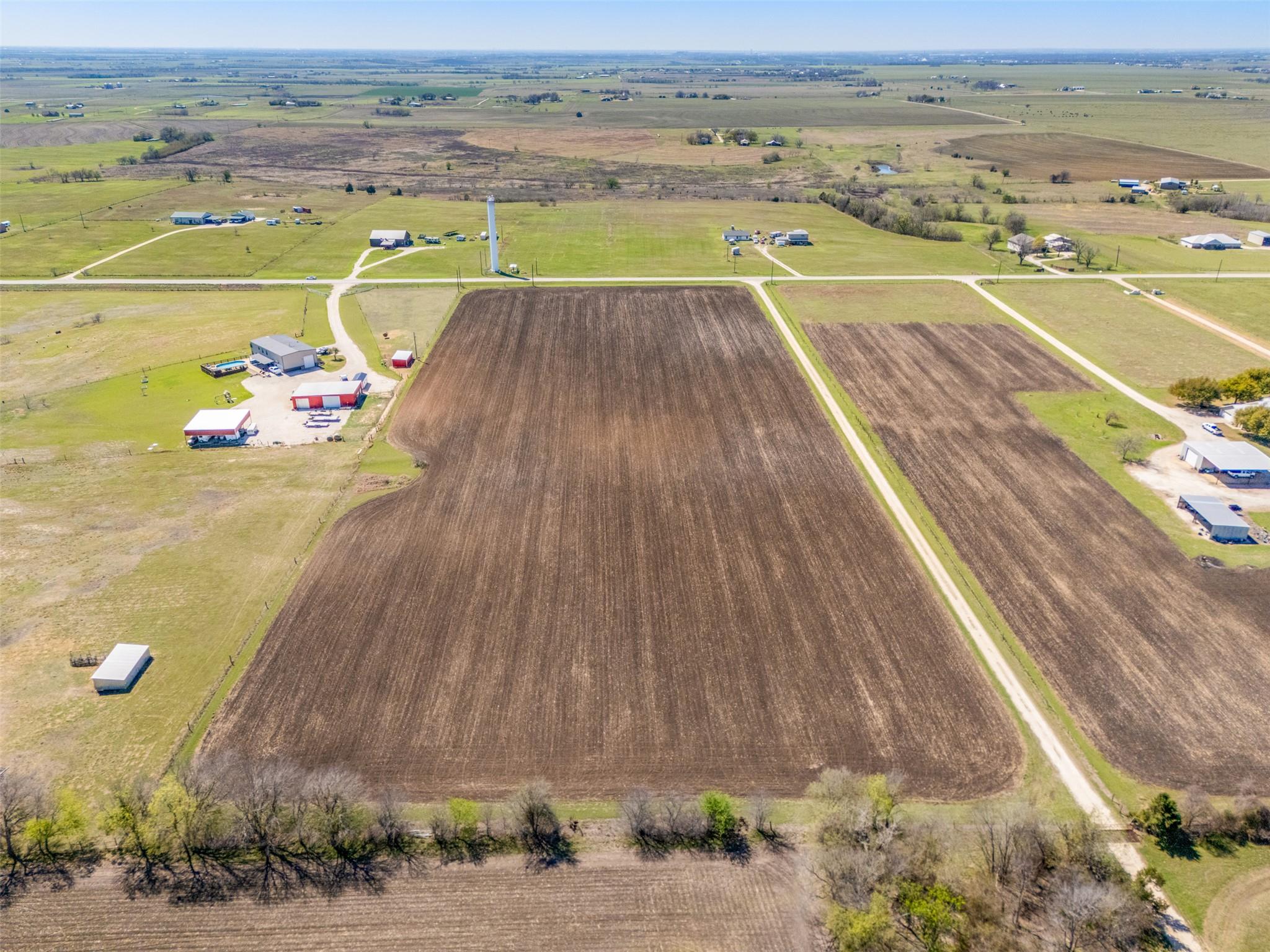 1295 County Road 432 RD