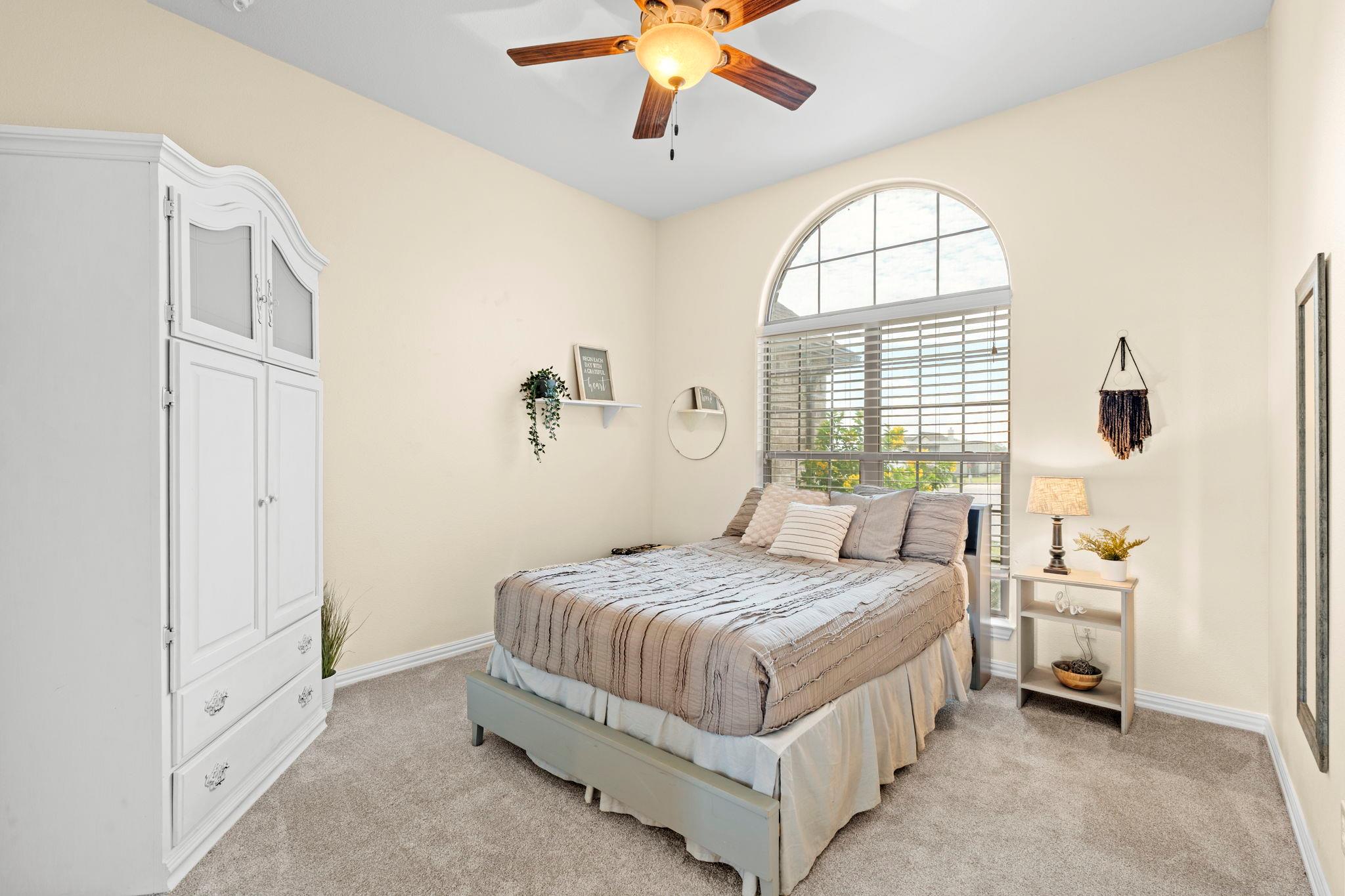 104 Madison LN
