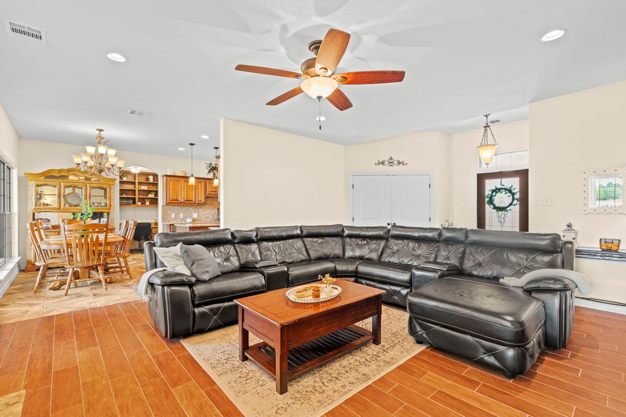 104 Madison LN