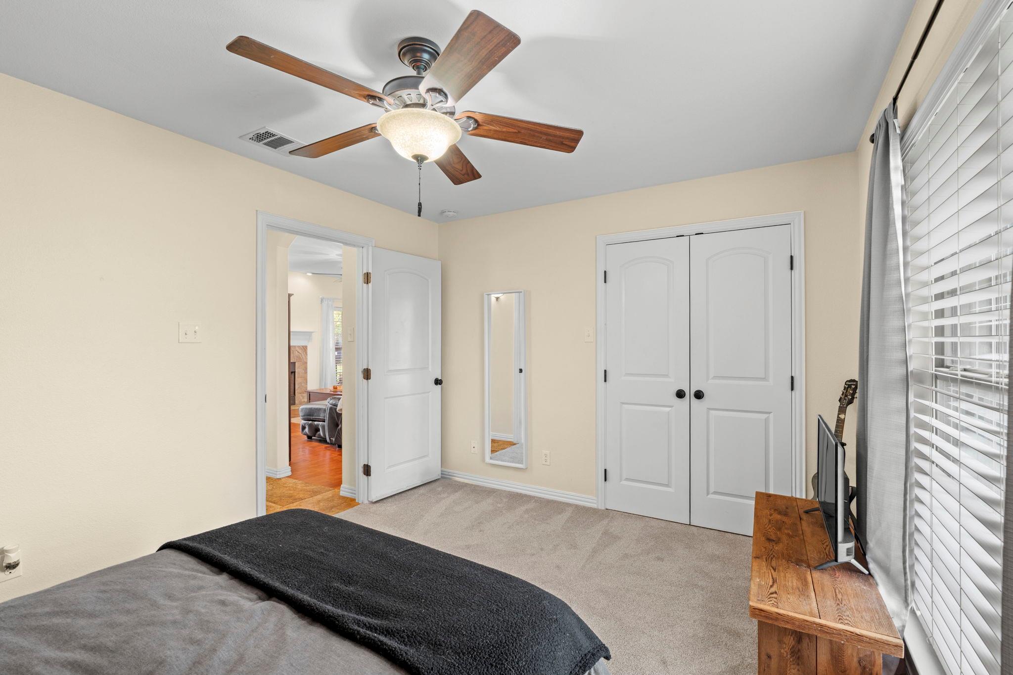 104 Madison LN
