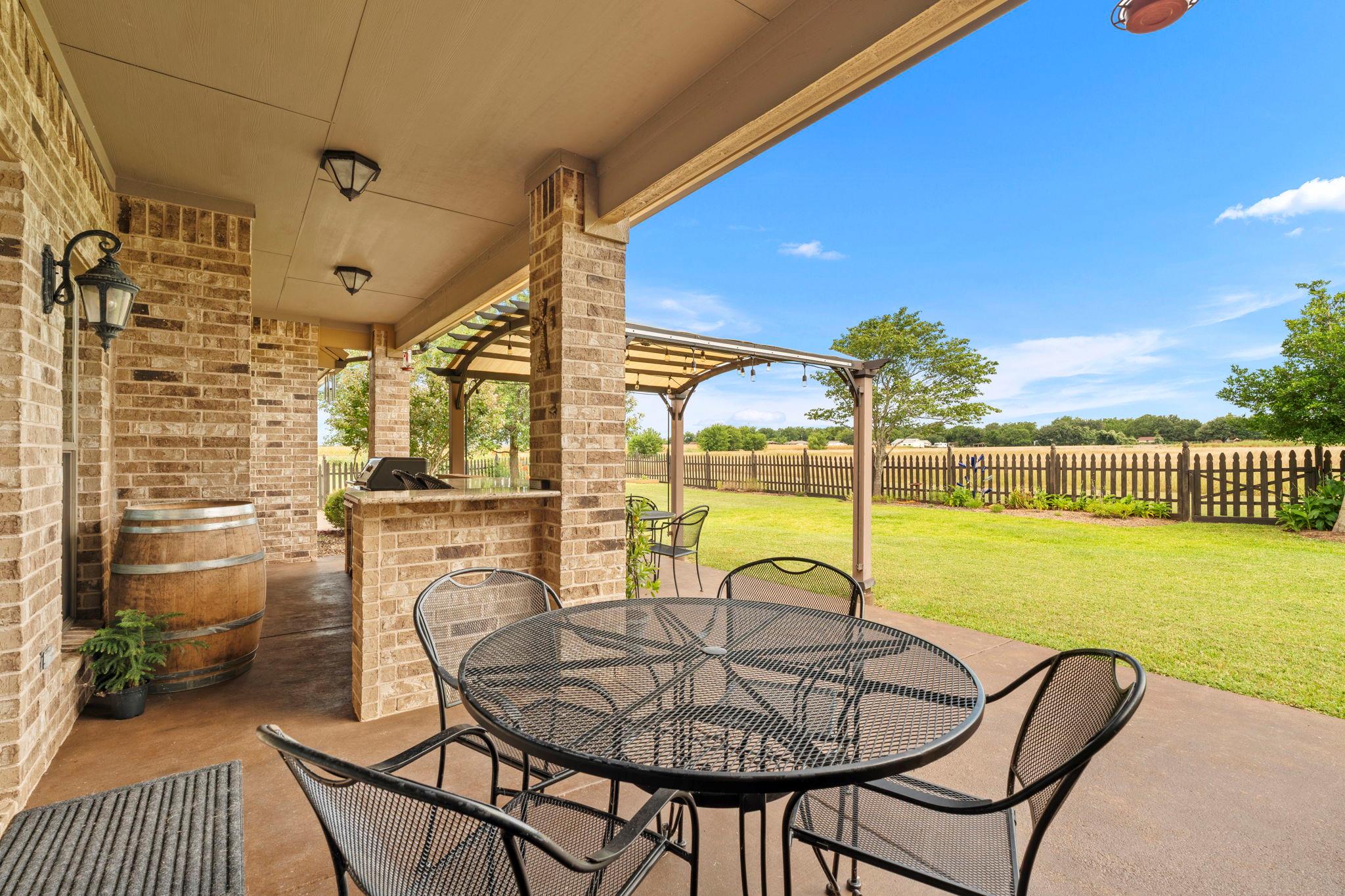 104 Madison LN