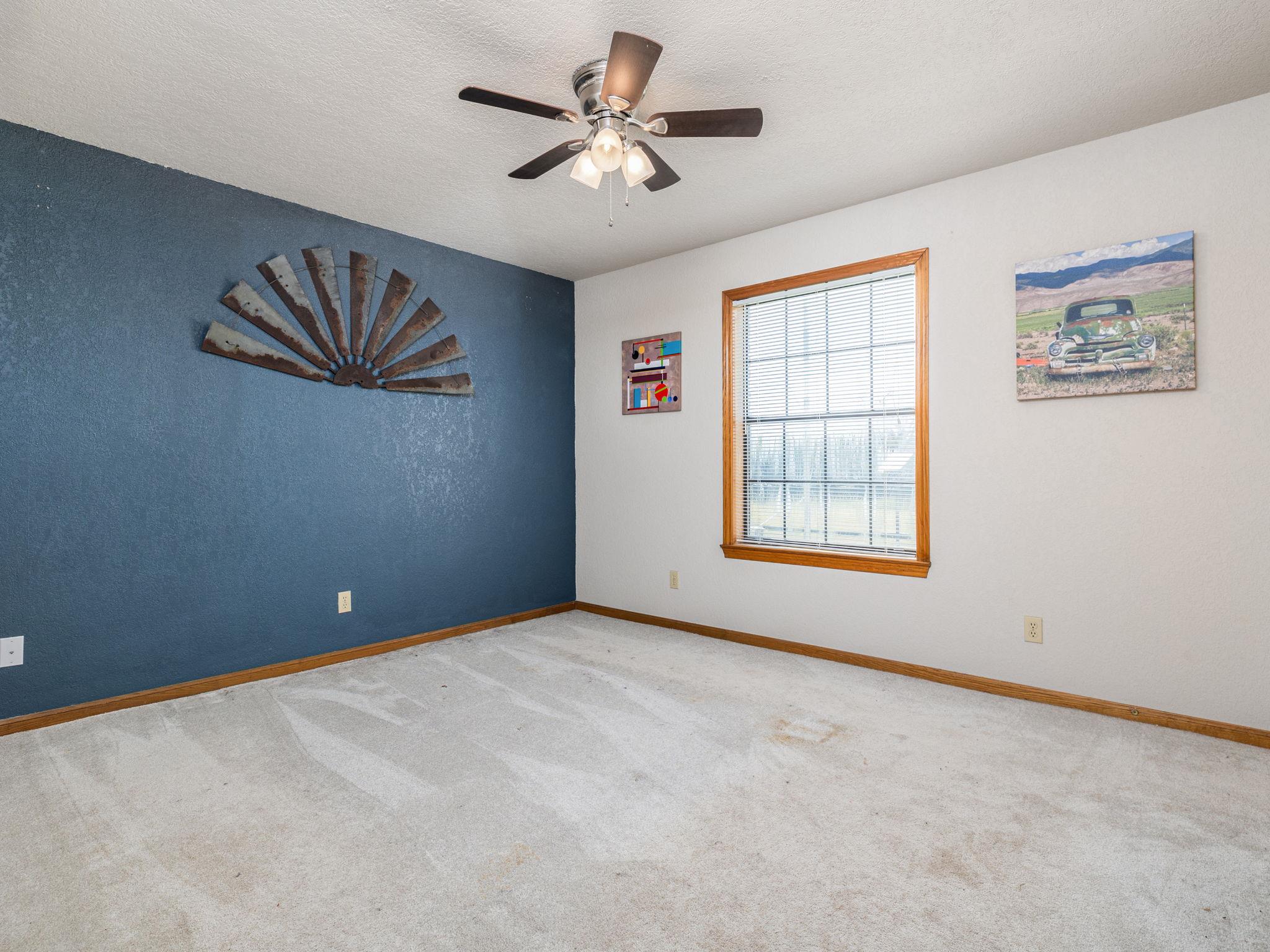 1045 Private Road 7005, Lexington