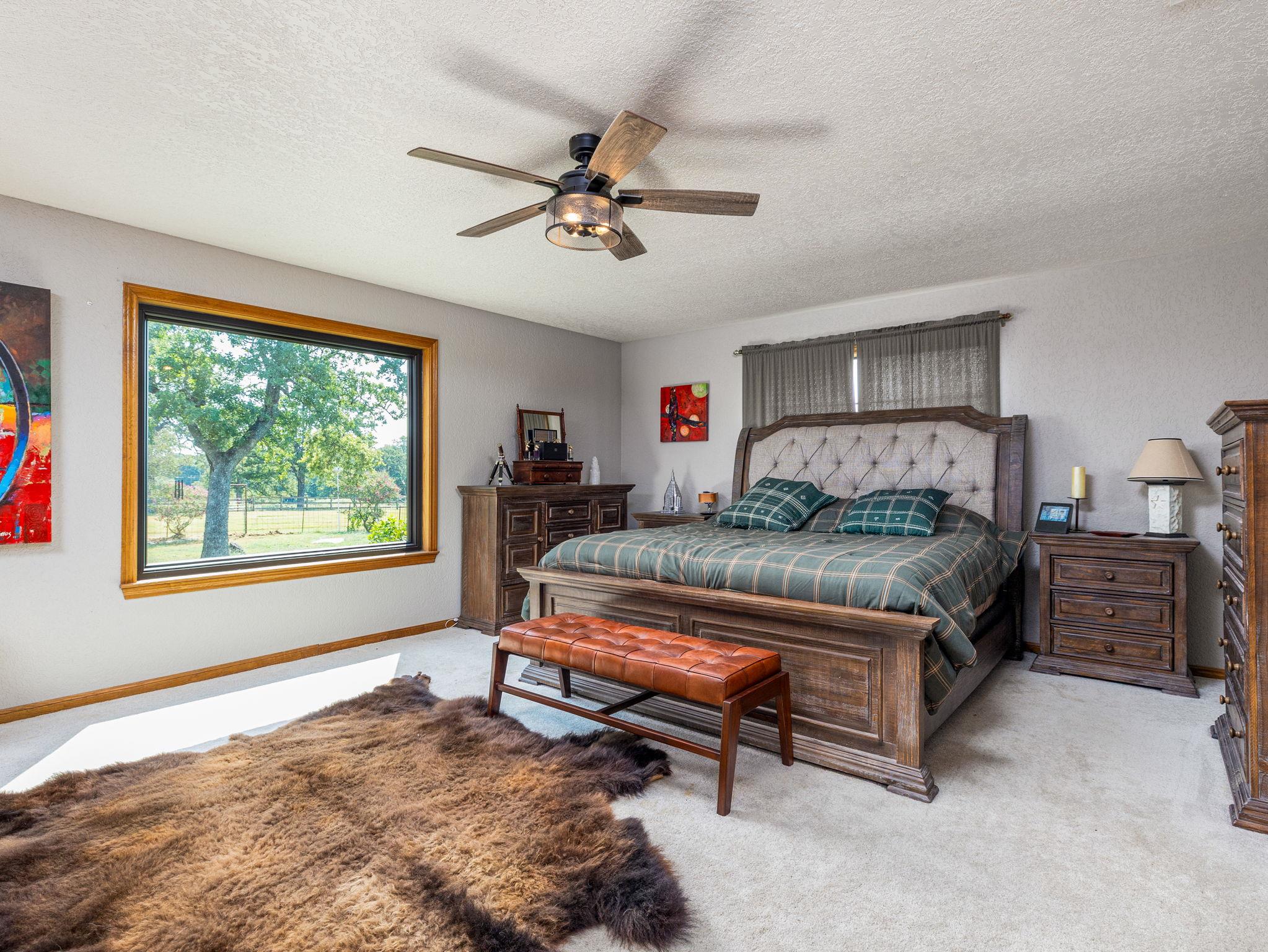 1045 Private Road 7005, Lexington