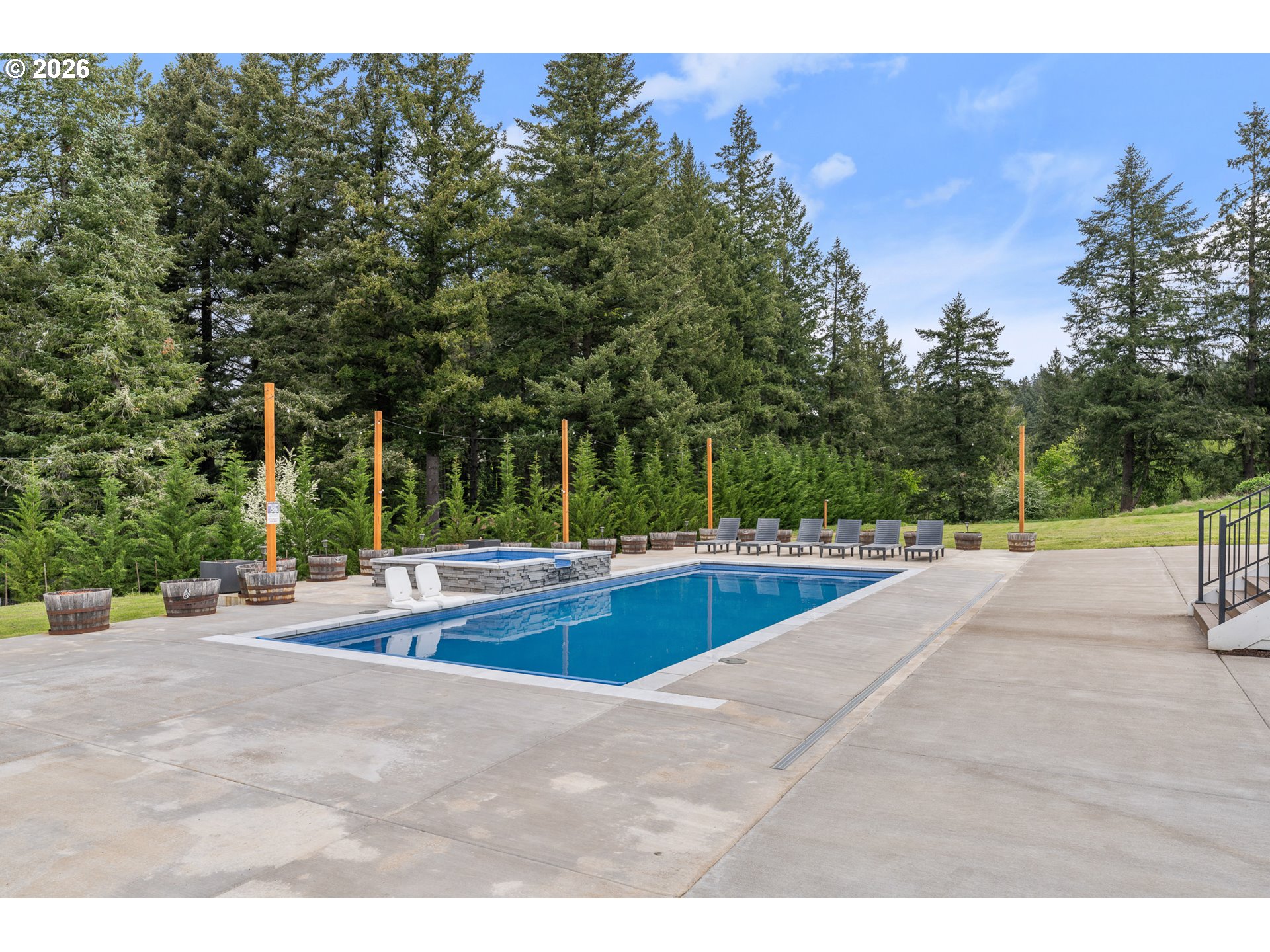 18237 S BOGYNSKI RD