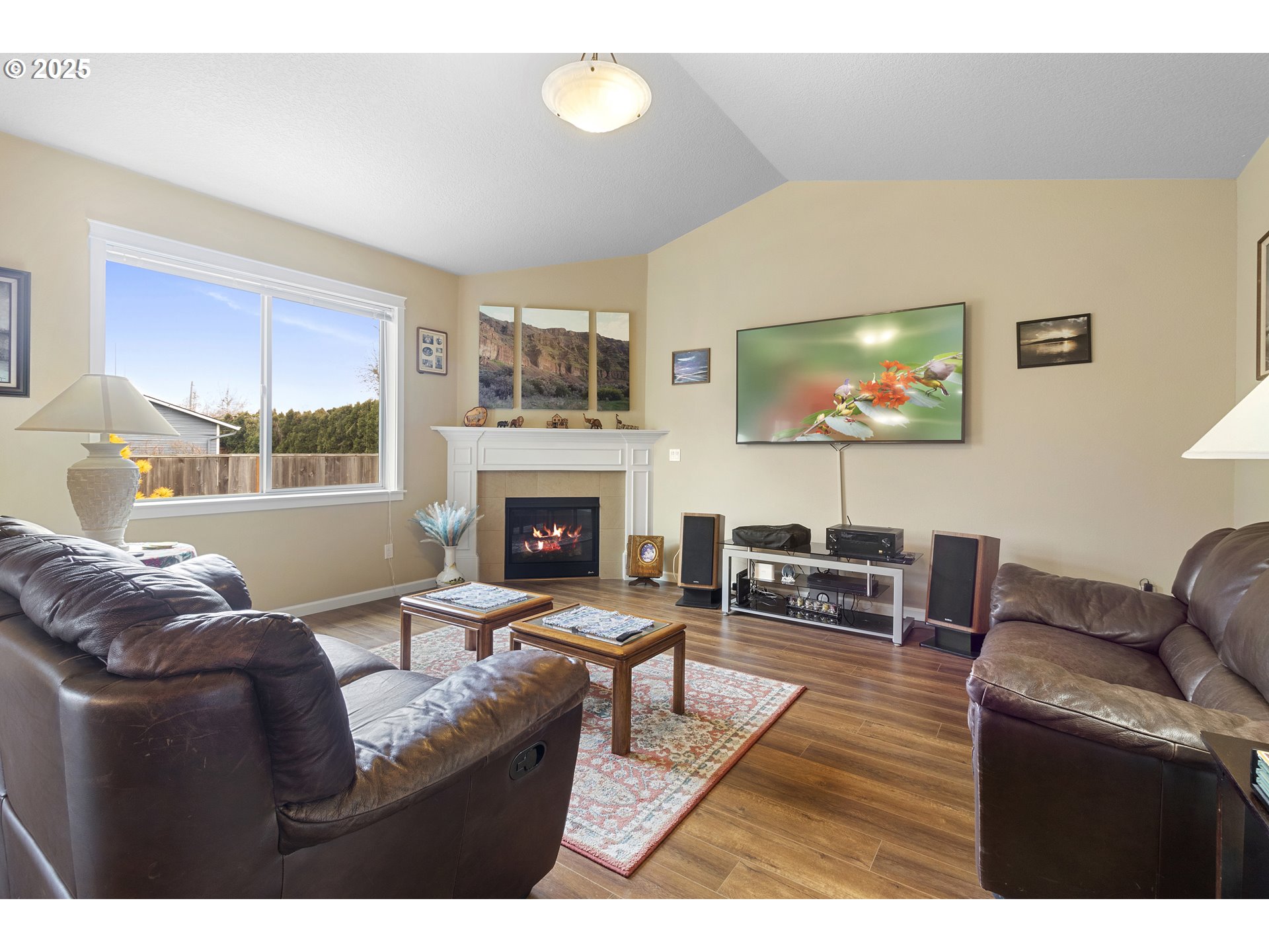 2363 THOMAS CT