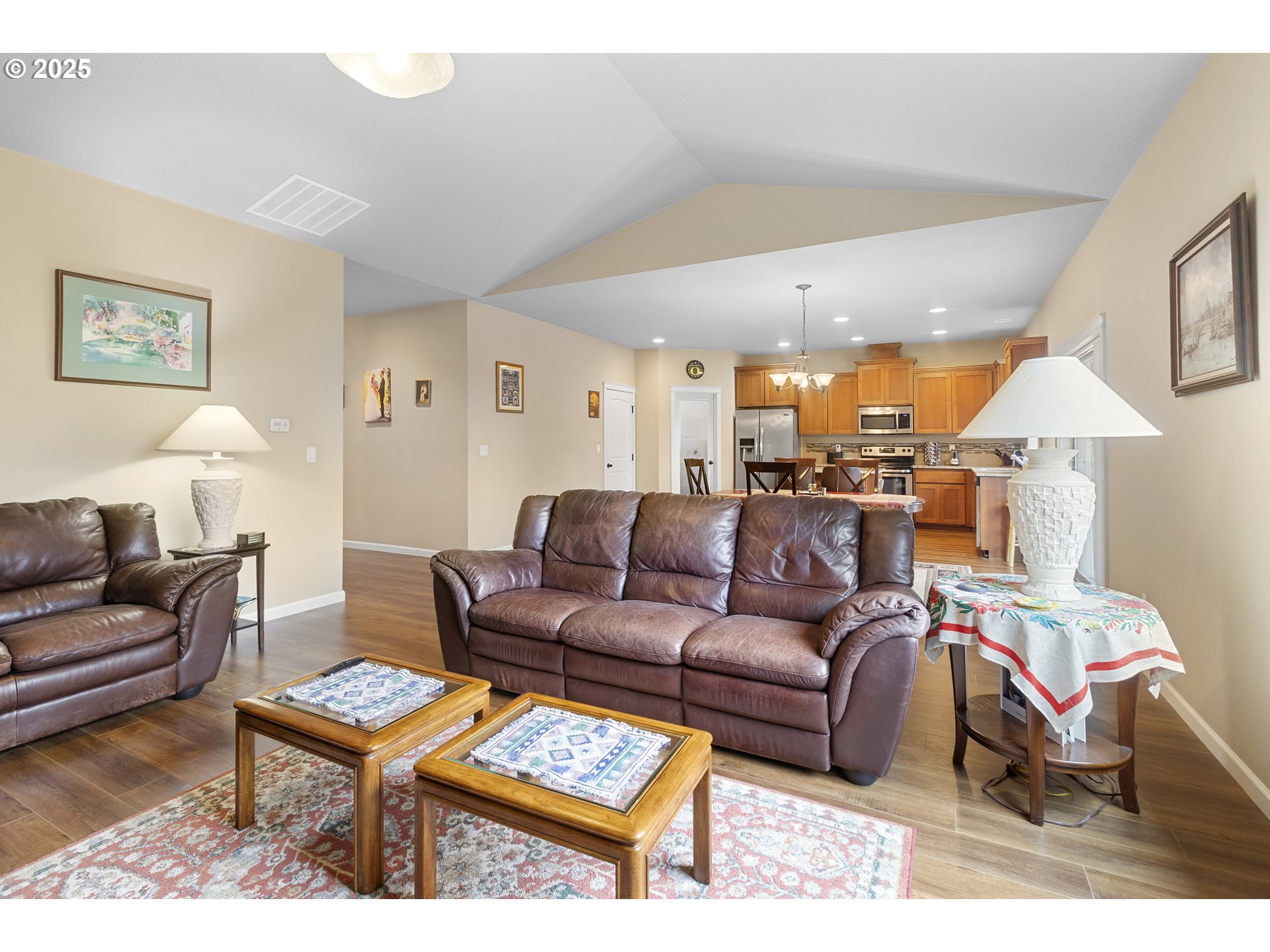 2363 THOMAS CT