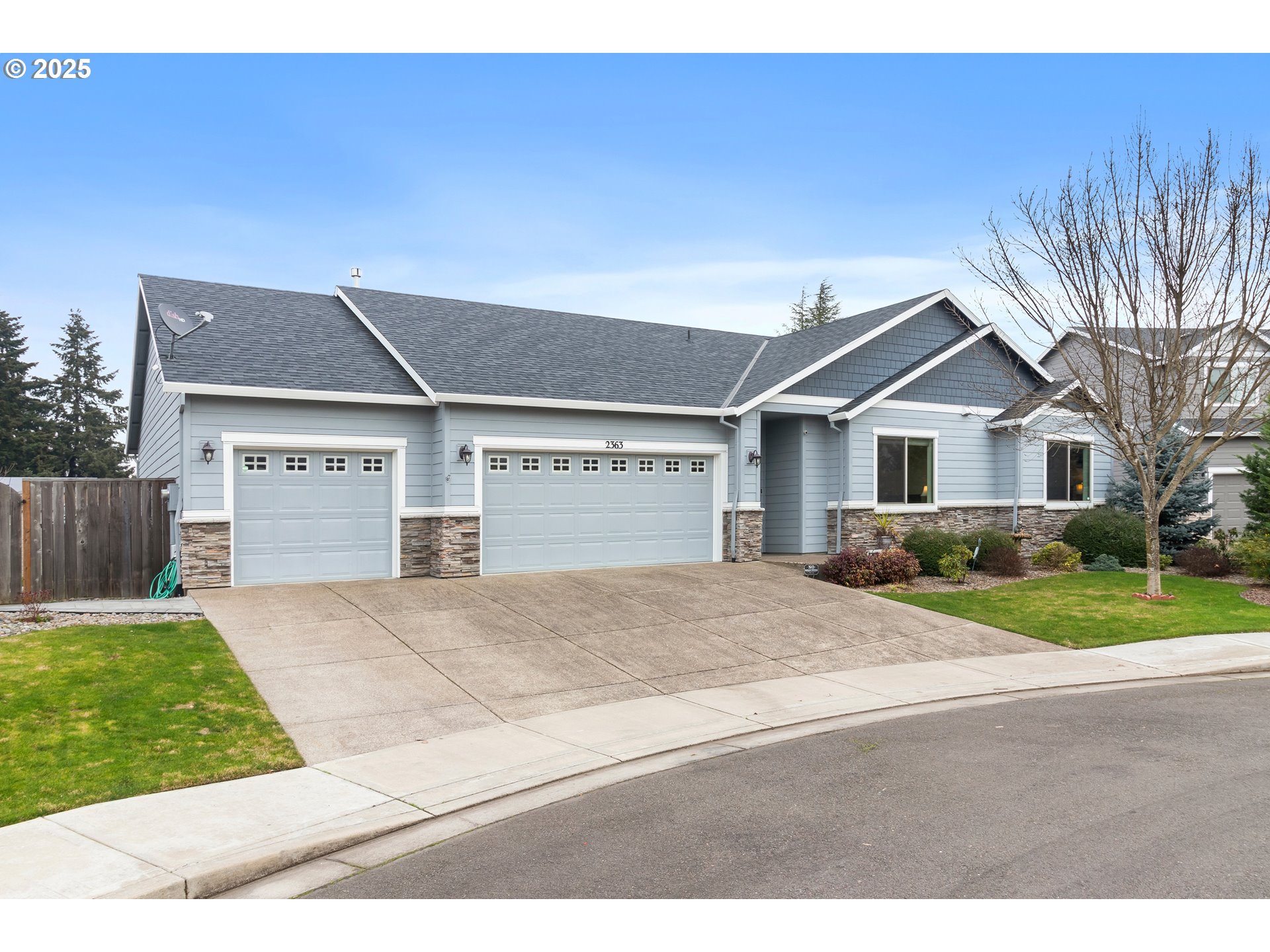 2363 THOMAS CT
