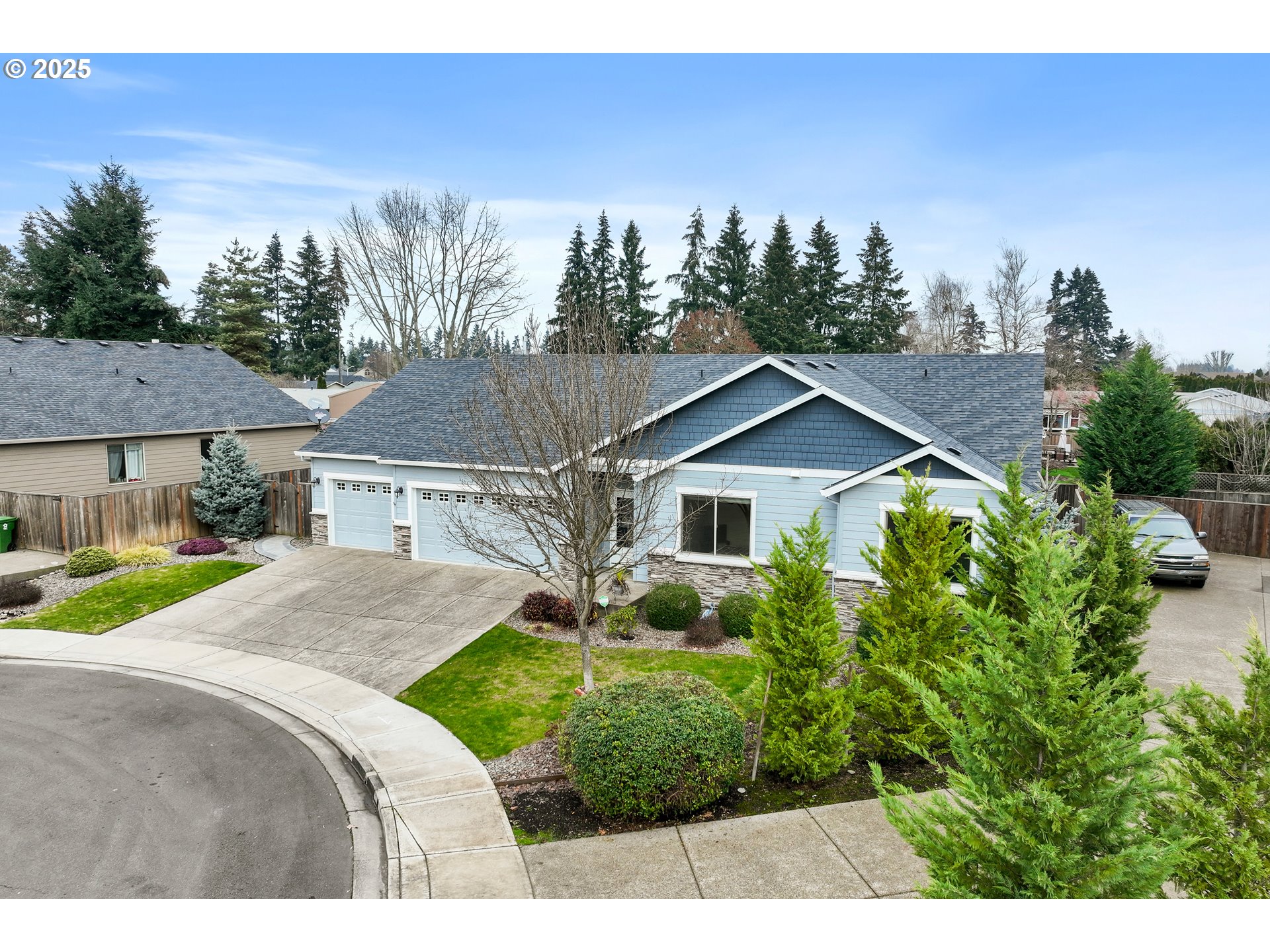 2363 THOMAS CT