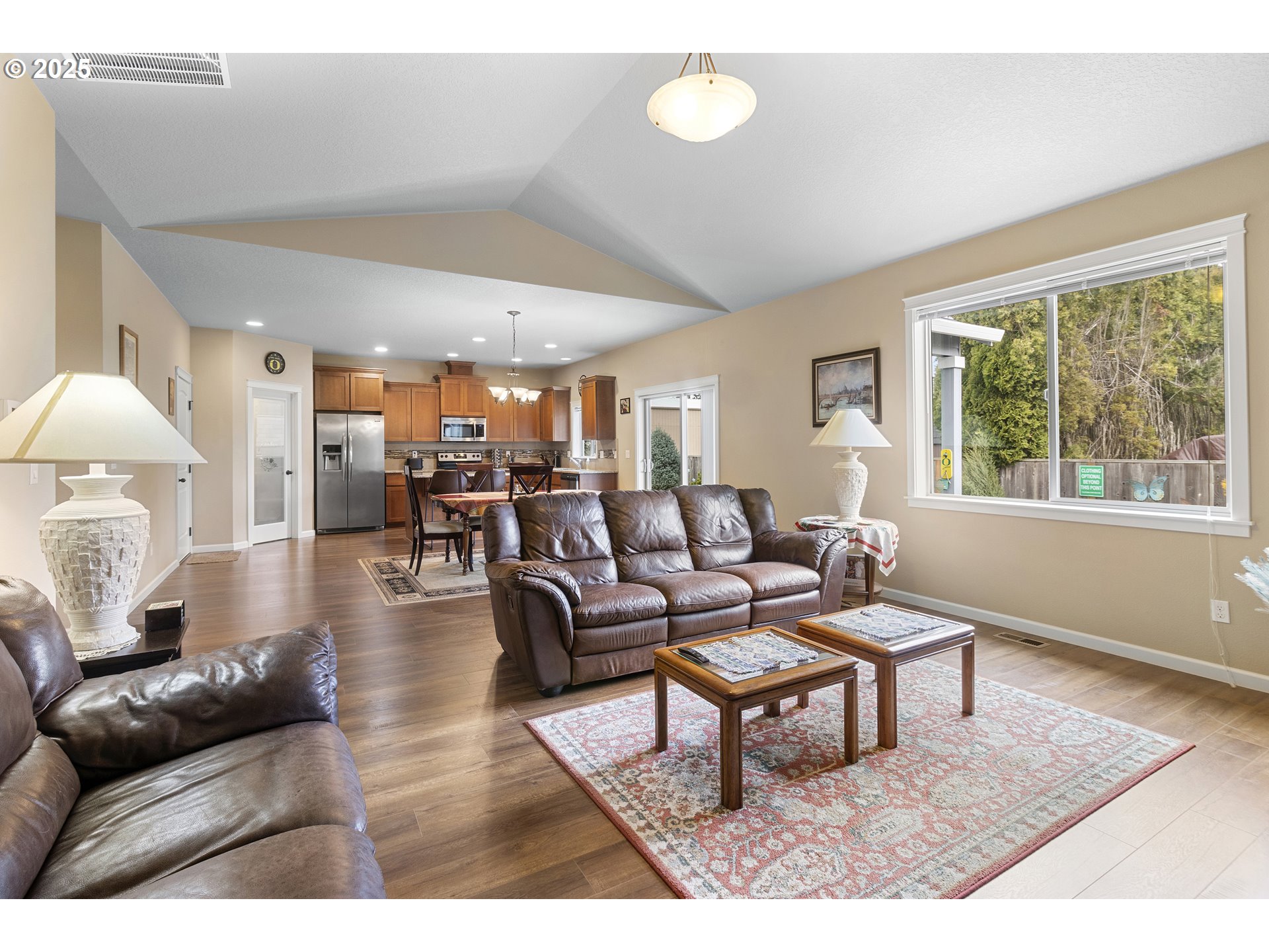 2363 THOMAS CT