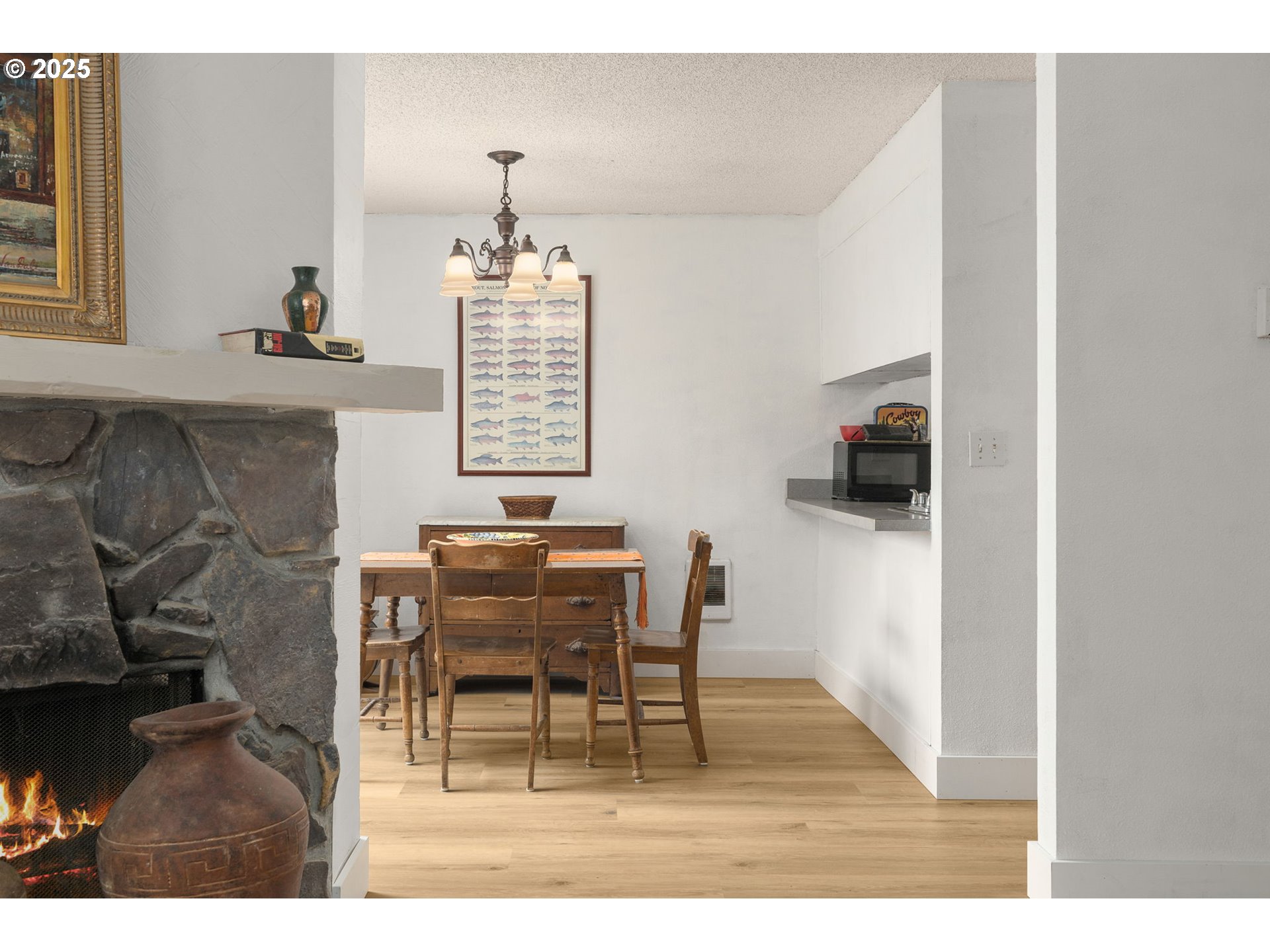 44 EAGLE CREST DR 19