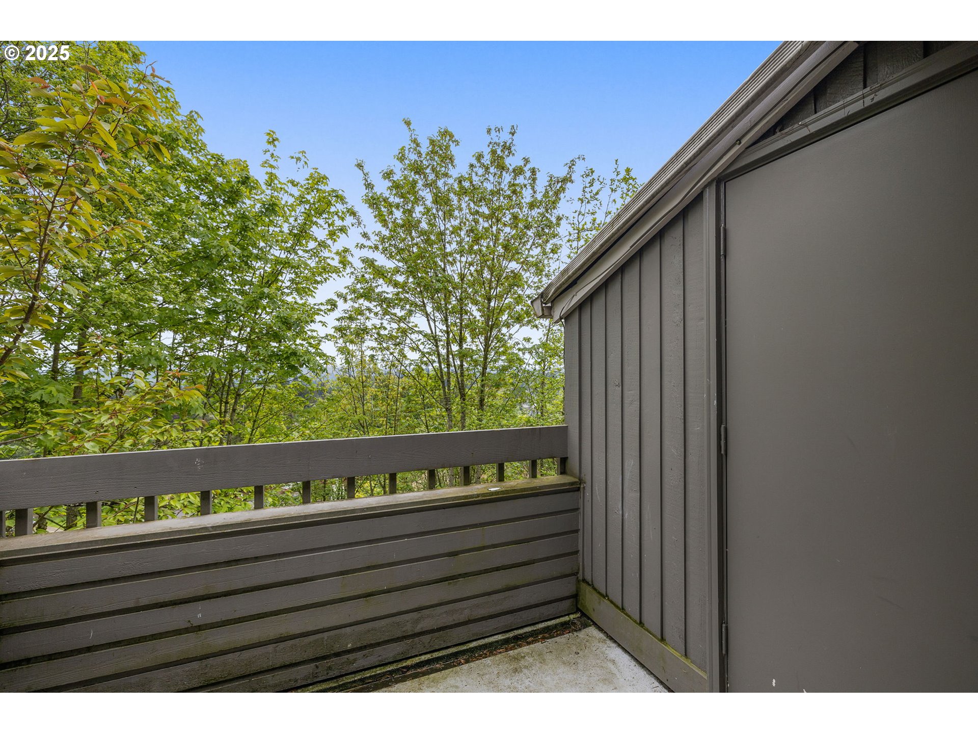44 EAGLE CREST DR 19