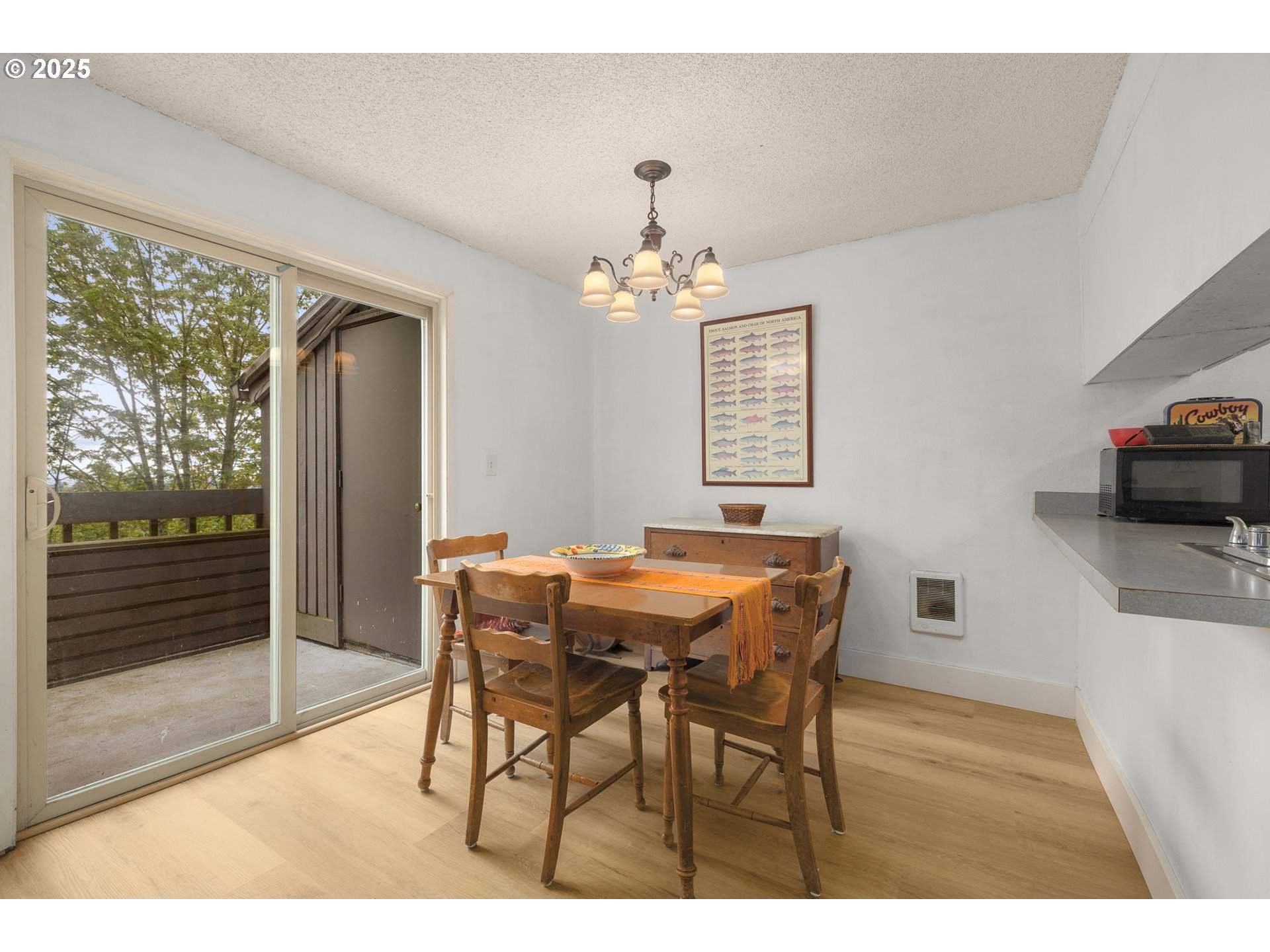 44 EAGLE CREST DR 19
