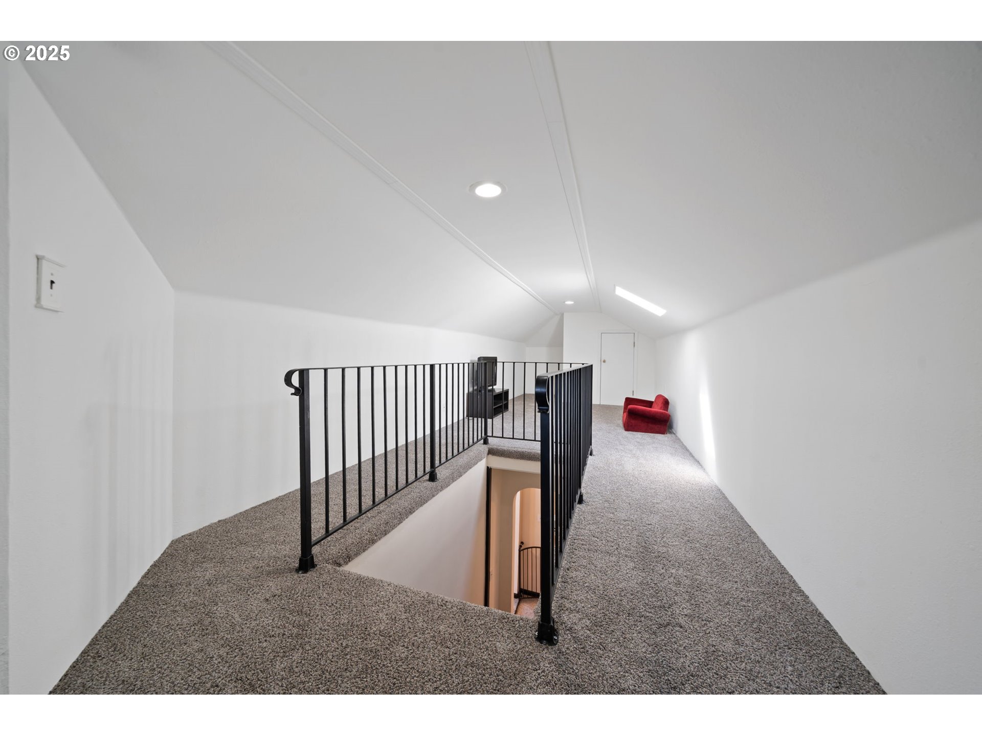 4075 SW 195TH AVE