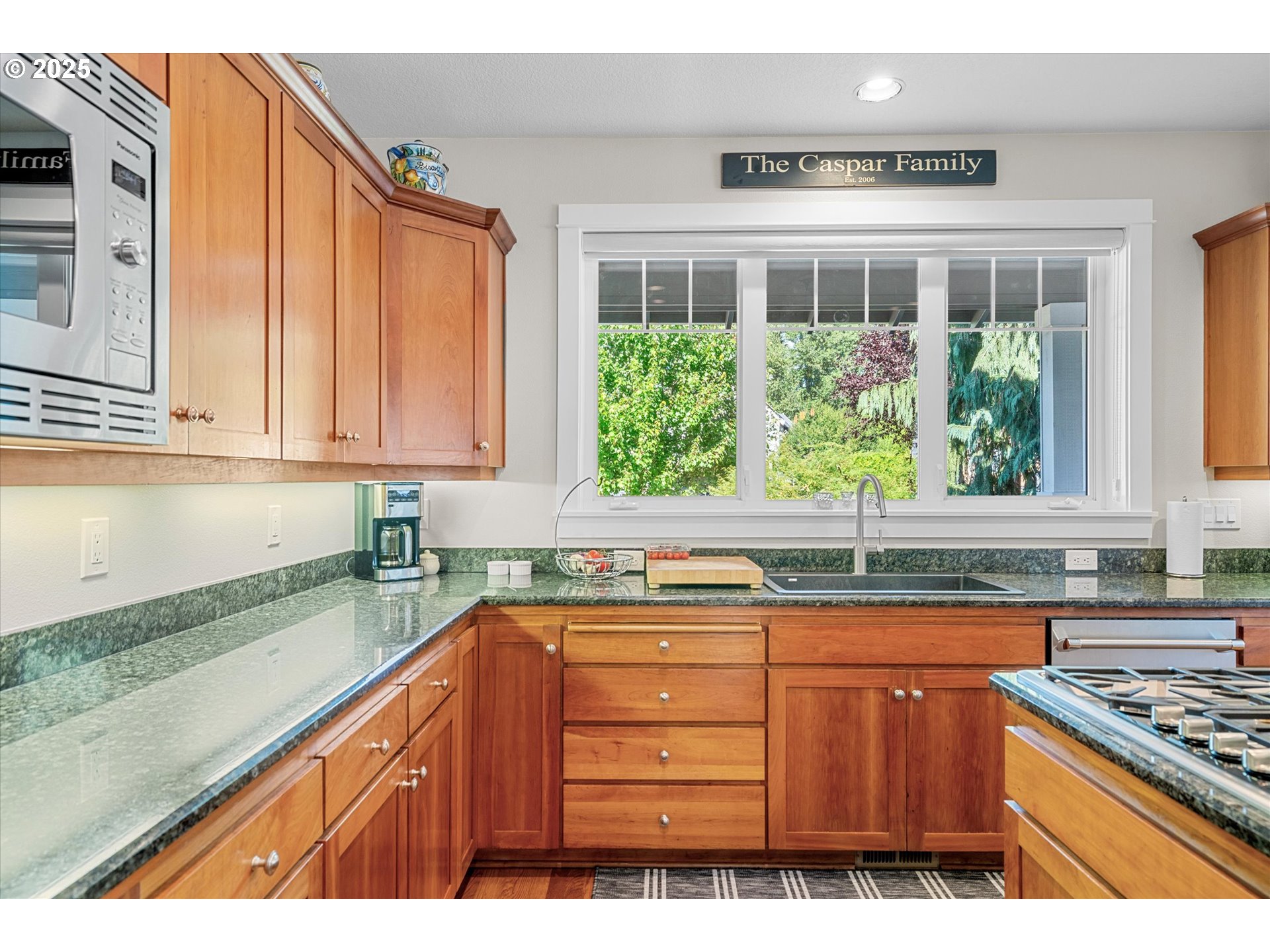 3088 KENSINGTON CT