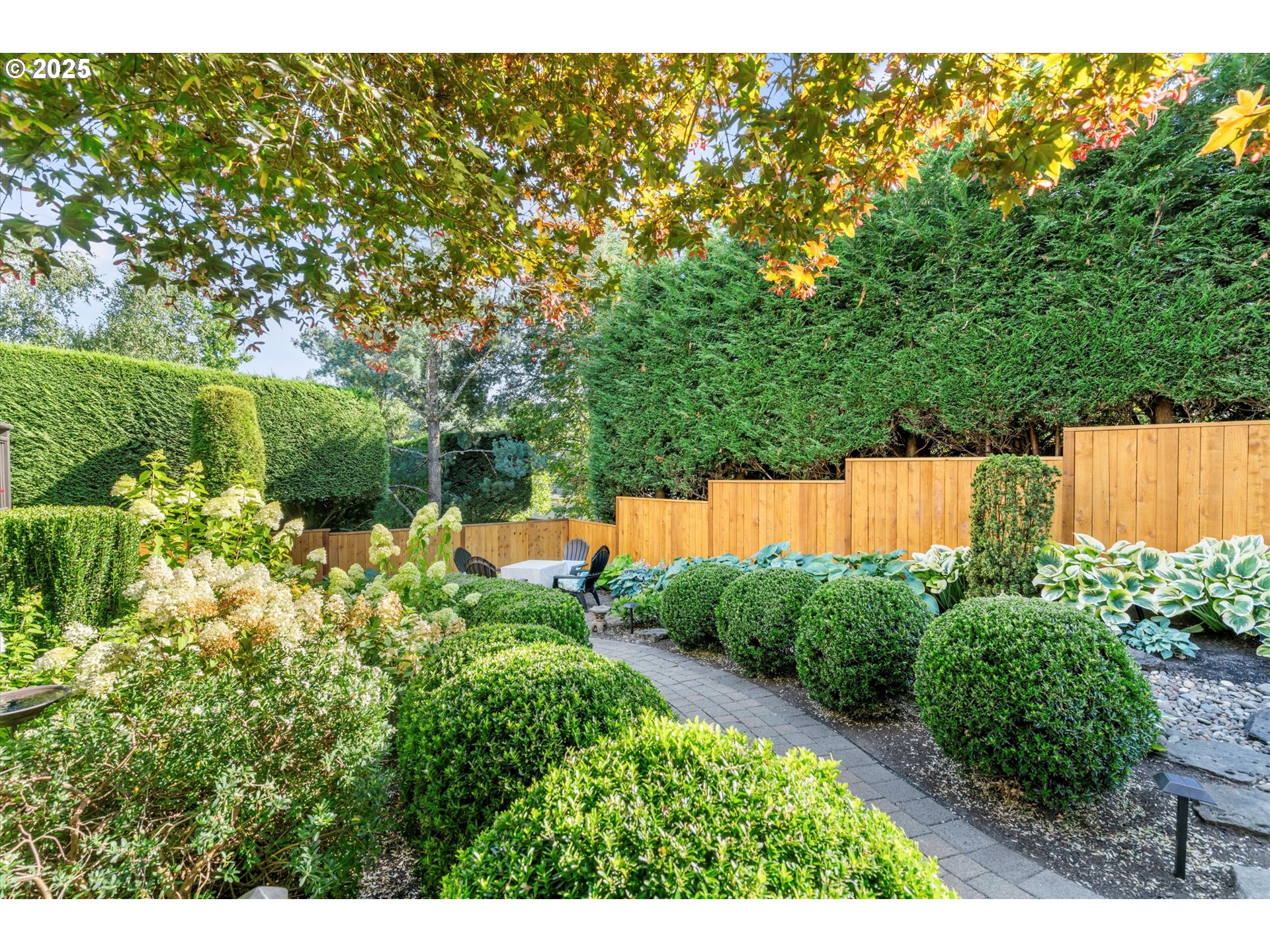3088 KENSINGTON CT