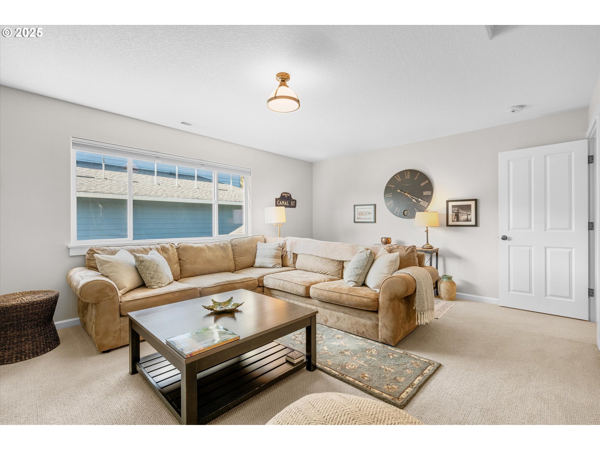3088 KENSINGTON CT