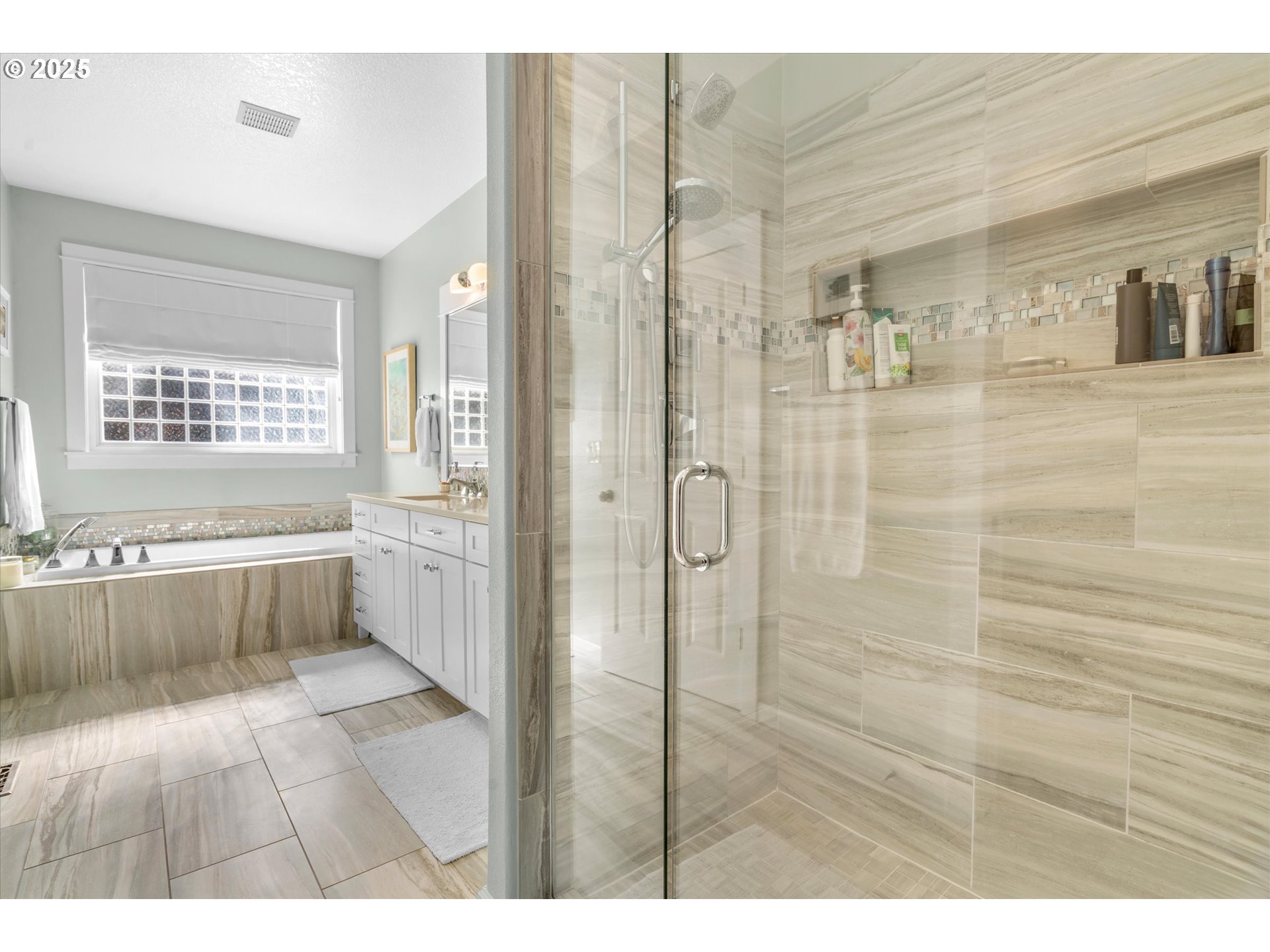 3088 KENSINGTON CT