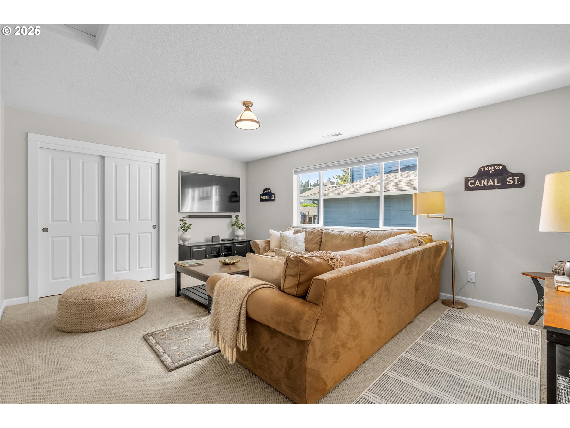 3088 KENSINGTON CT