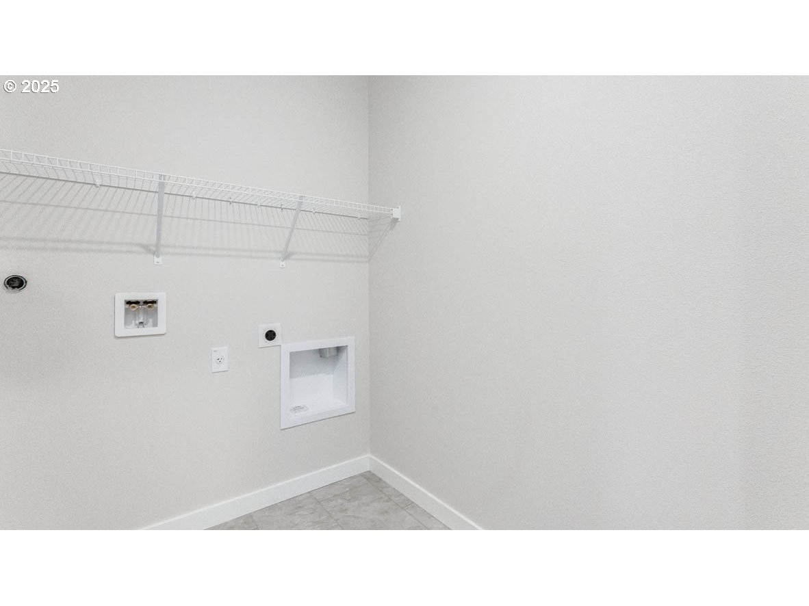 16681 SE Crossland ST