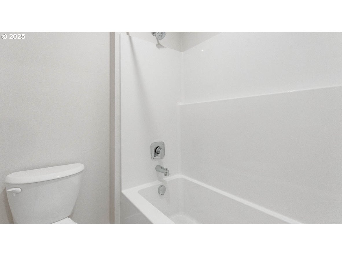 16681 SE Crossland ST