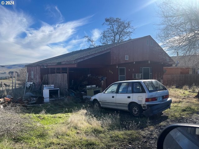 302 BLUE ROCK RD